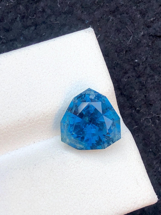 4.50 CT Ink Blue Tourmaline: Trillion Cut Gemstone, Afghanistan Origin