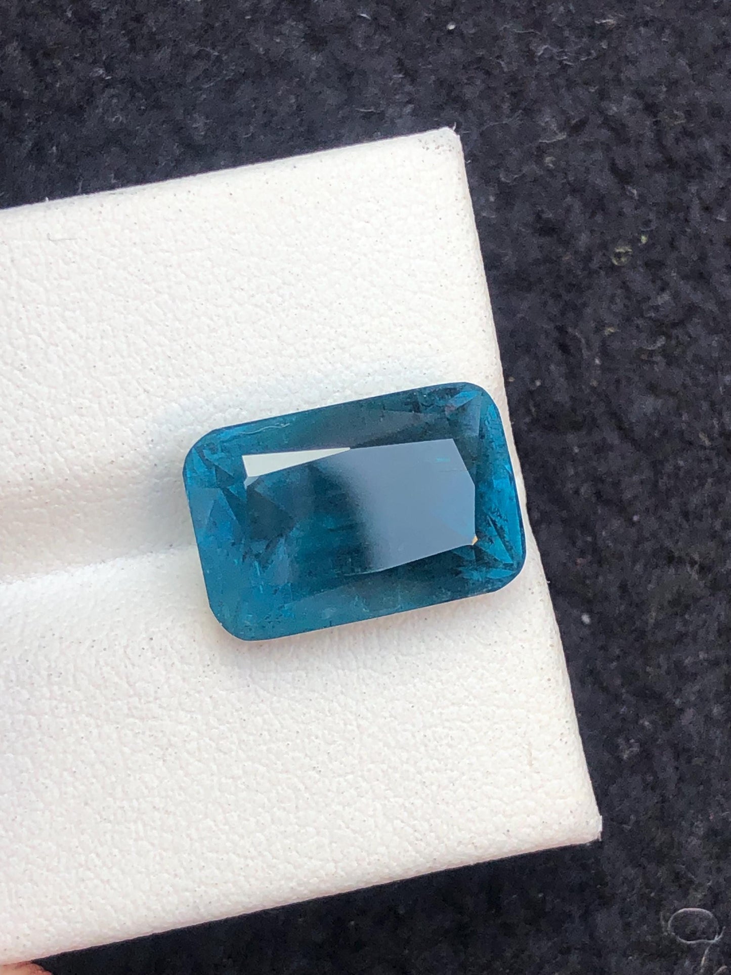 Ink Blue Tourmaline Faceted 8.80 ct - Natural Gemstone from Afghanistan