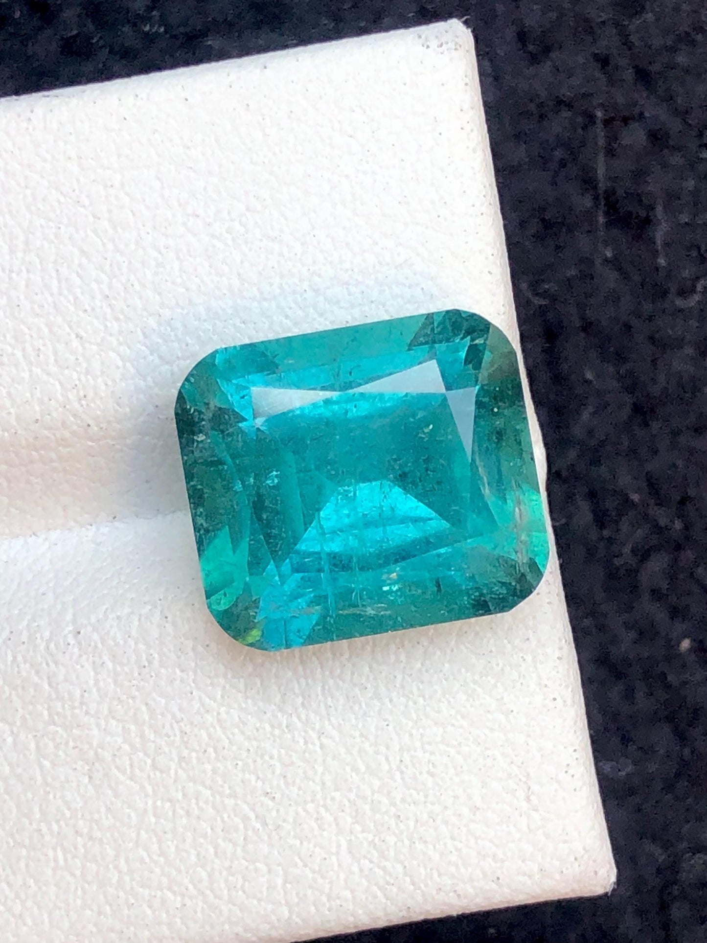 Bluish Green Tourmaline Faceted 8.10 ct - Pendant or Ring Gem