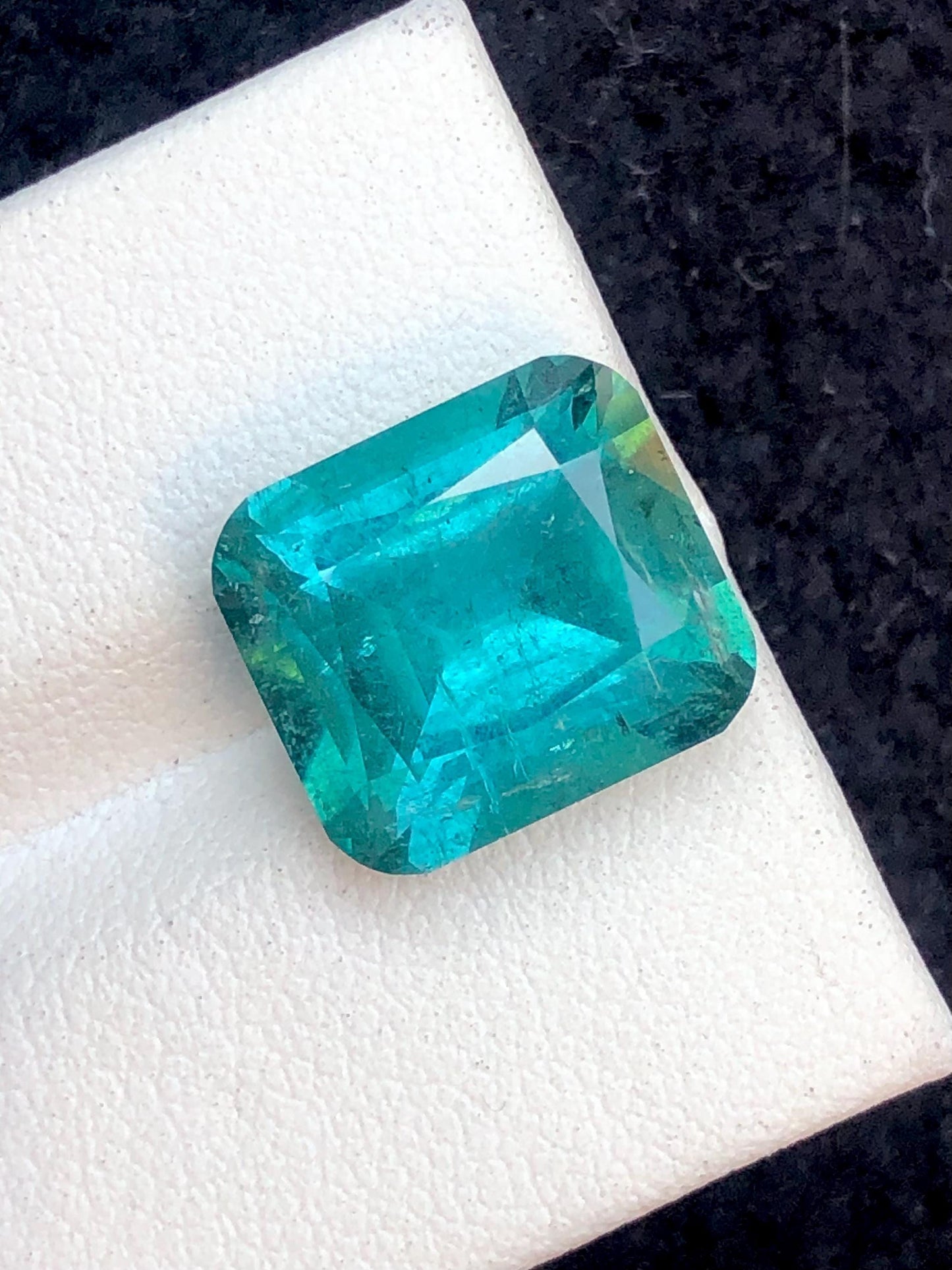 Bluish Green Tourmaline Faceted 8.10 ct - Pendant or Ring Gem