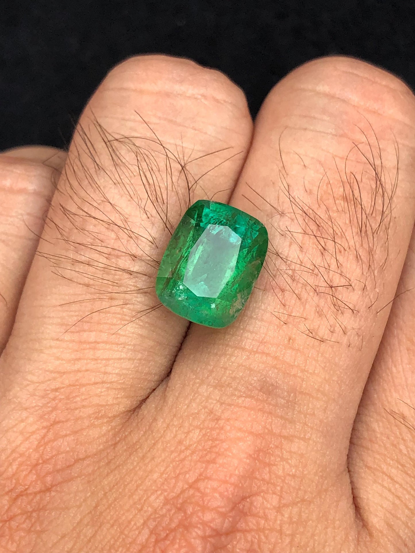 Green Tourmaline Faceted 8.70 ct - Natural Gem for Statement Ring