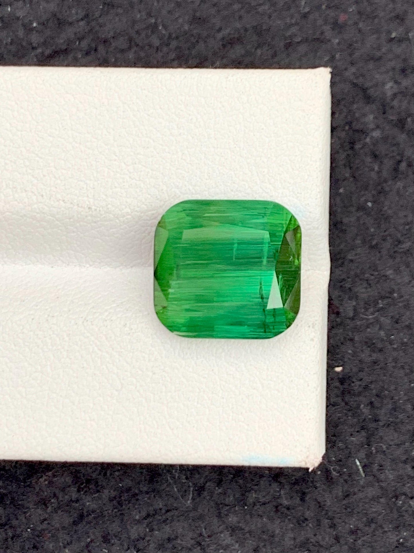 Dark Green Tourmaline Faceted 8.60 ct - Luxury Gem from Afghanistan