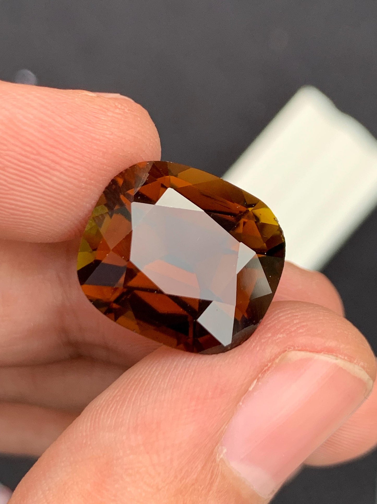 Honey Tourmaline Faceted 14.40 ct - Warm Golden Gem for Fine Jewelry