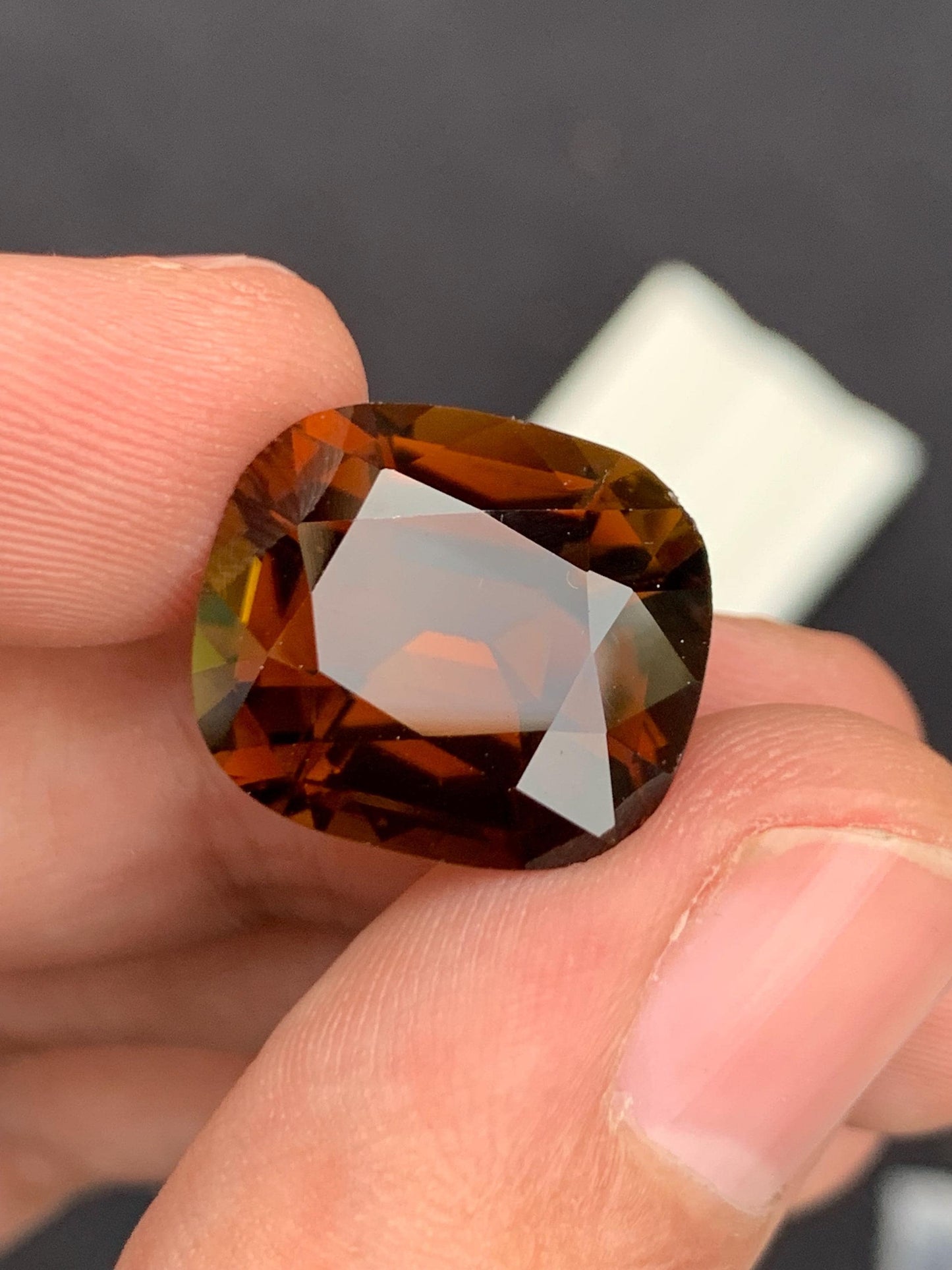 Honey Tourmaline Faceted 14.40 ct - Warm Golden Gem for Fine Jewelry