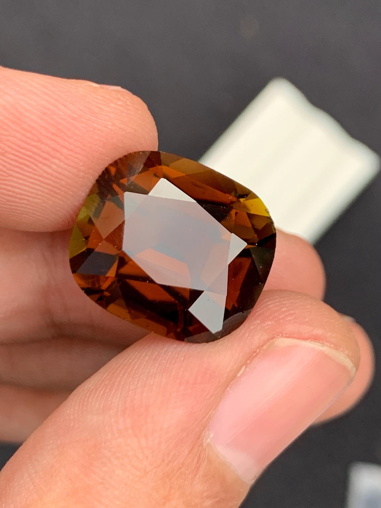 Honey Tourmaline Faceted 14.40 ct - Warm Golden Gem for Fine Jewelry