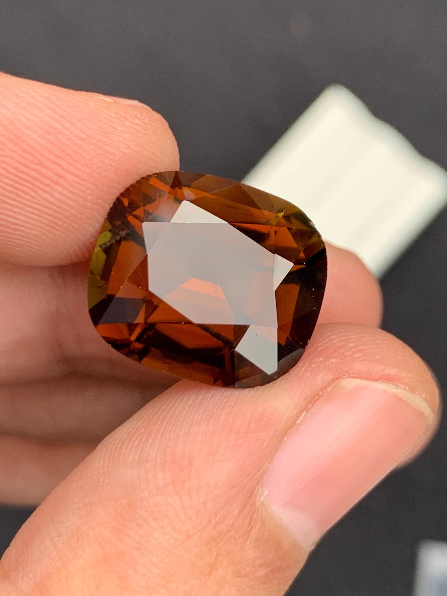 Honey Tourmaline Faceted 14.40 ct - Warm Golden Gem for Fine Jewelry