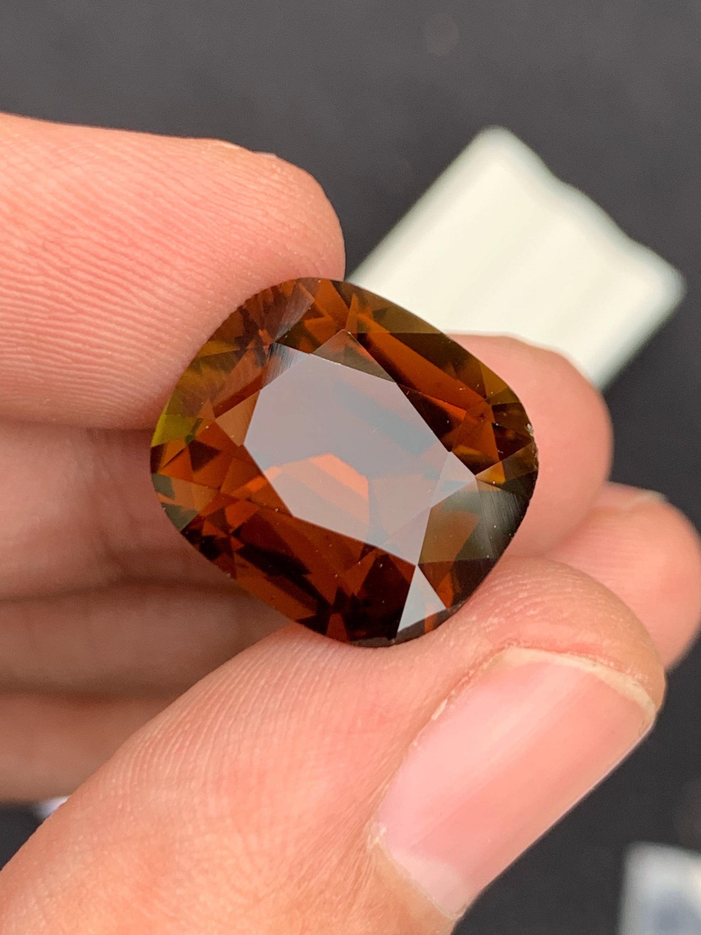 Honey Tourmaline Faceted 14.40 ct - Warm Golden Gem for Fine Jewelry
