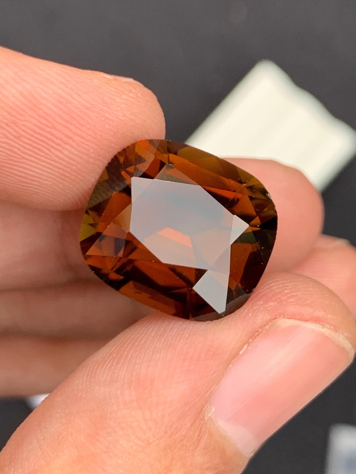 Honey Tourmaline Faceted 14.40 ct - Warm Golden Gem for Fine Jewelry