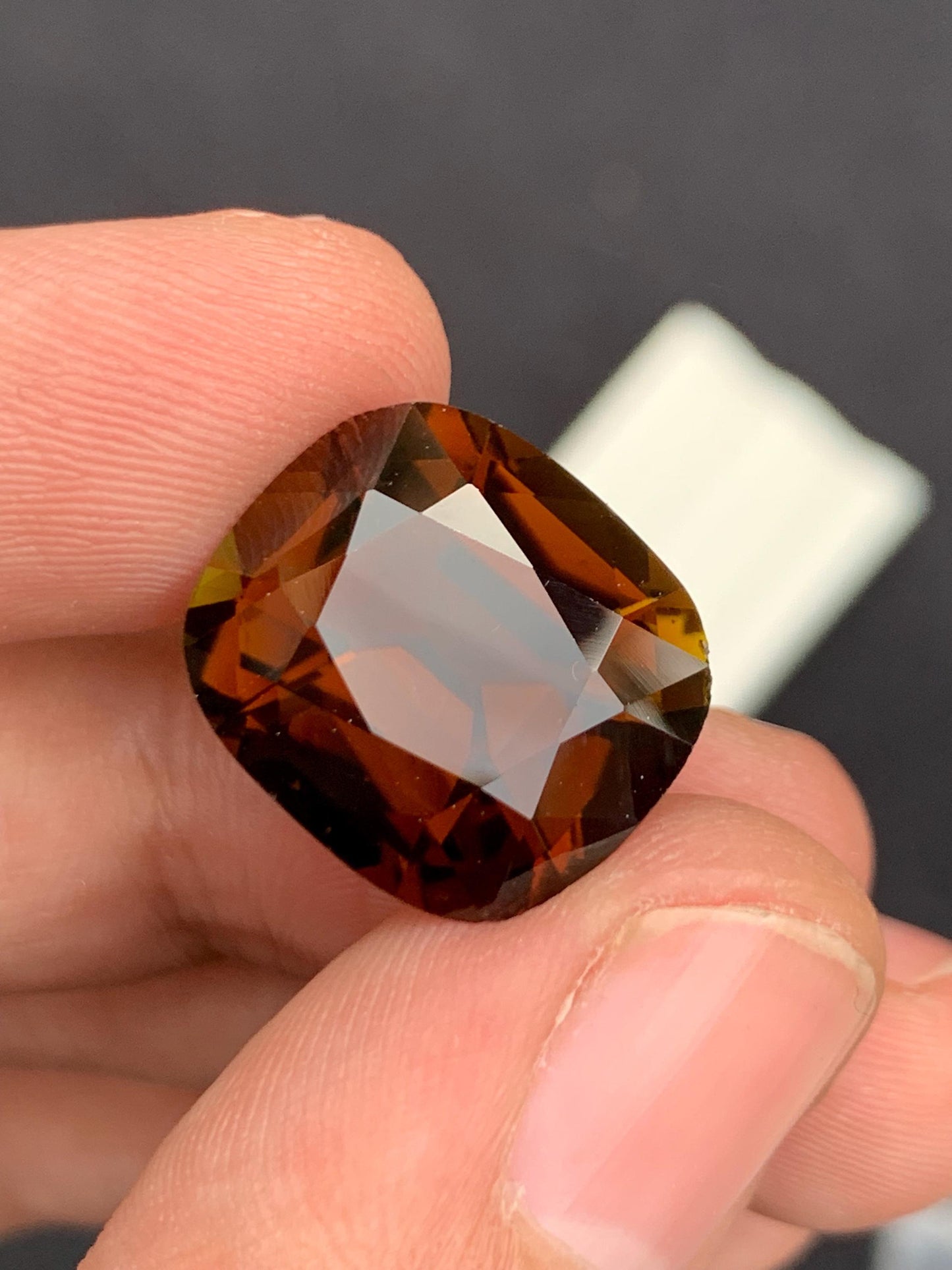 Honey Tourmaline Faceted 14.40 ct - Warm Golden Gem for Fine Jewelry