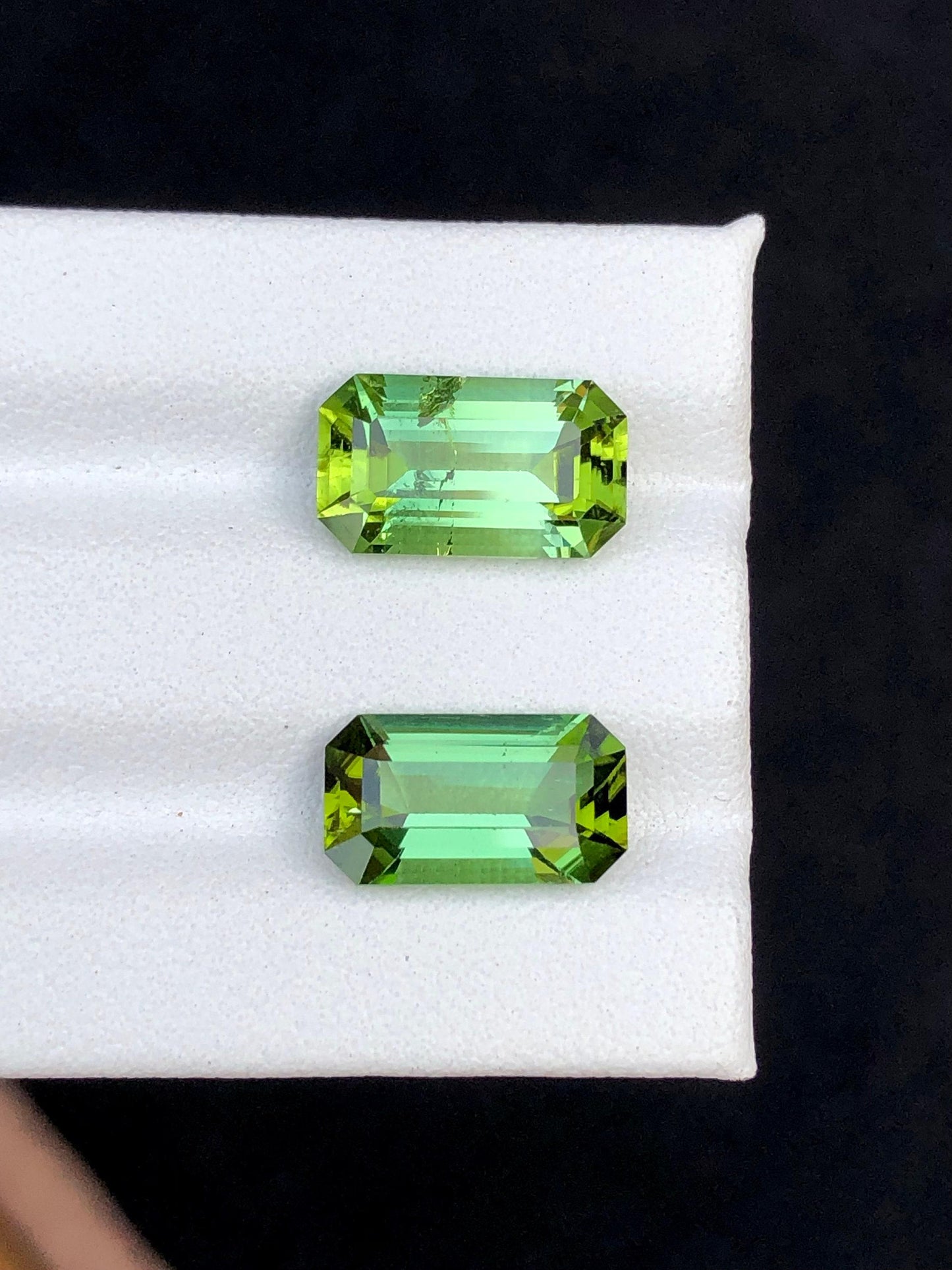 Green Tourmaline Faceted 5.65 ct - Natural Stones for Jewelry Design