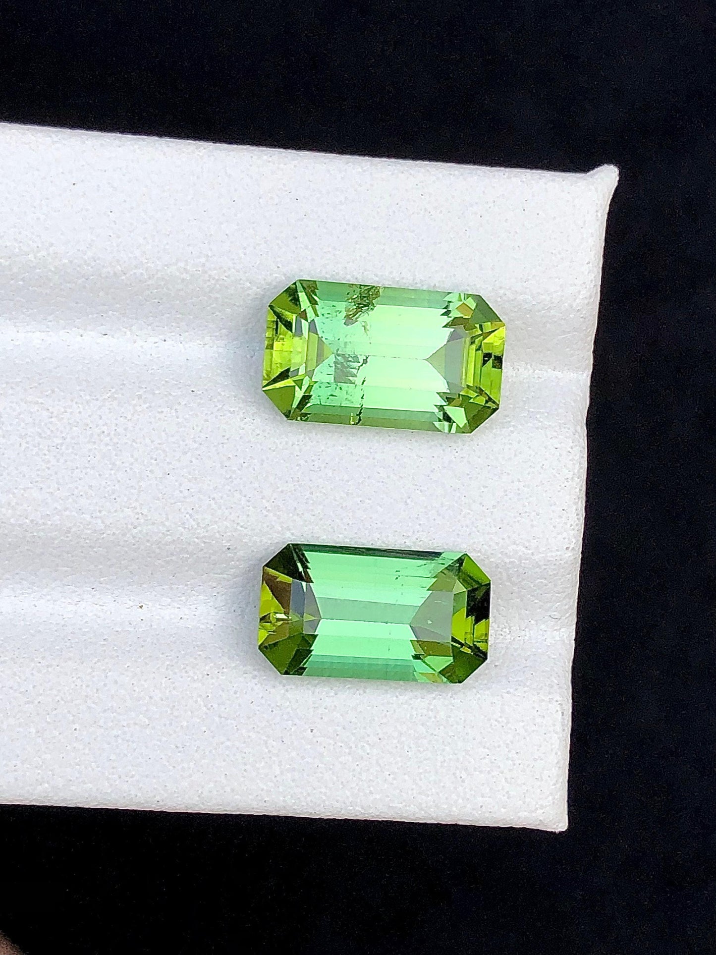 Green Tourmaline Faceted 5.65 ct - Natural Stones for Jewelry Design