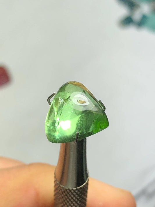 Apple Green Tourmaline Cabochon 6.20 ct - Flat Back for Jewelry