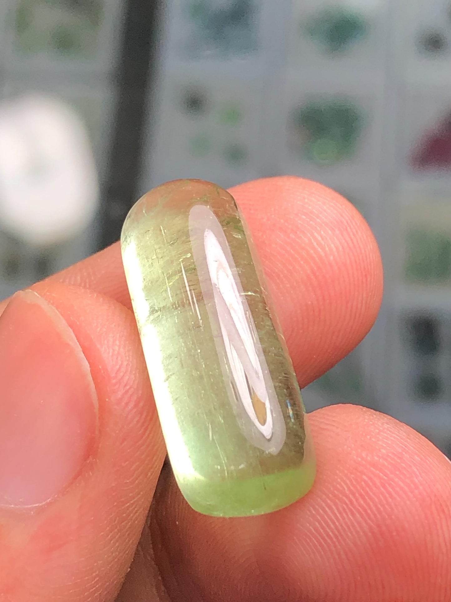 Apple Green Tourmaline Cabochon 17.40 ct - Smooth Polished Stone