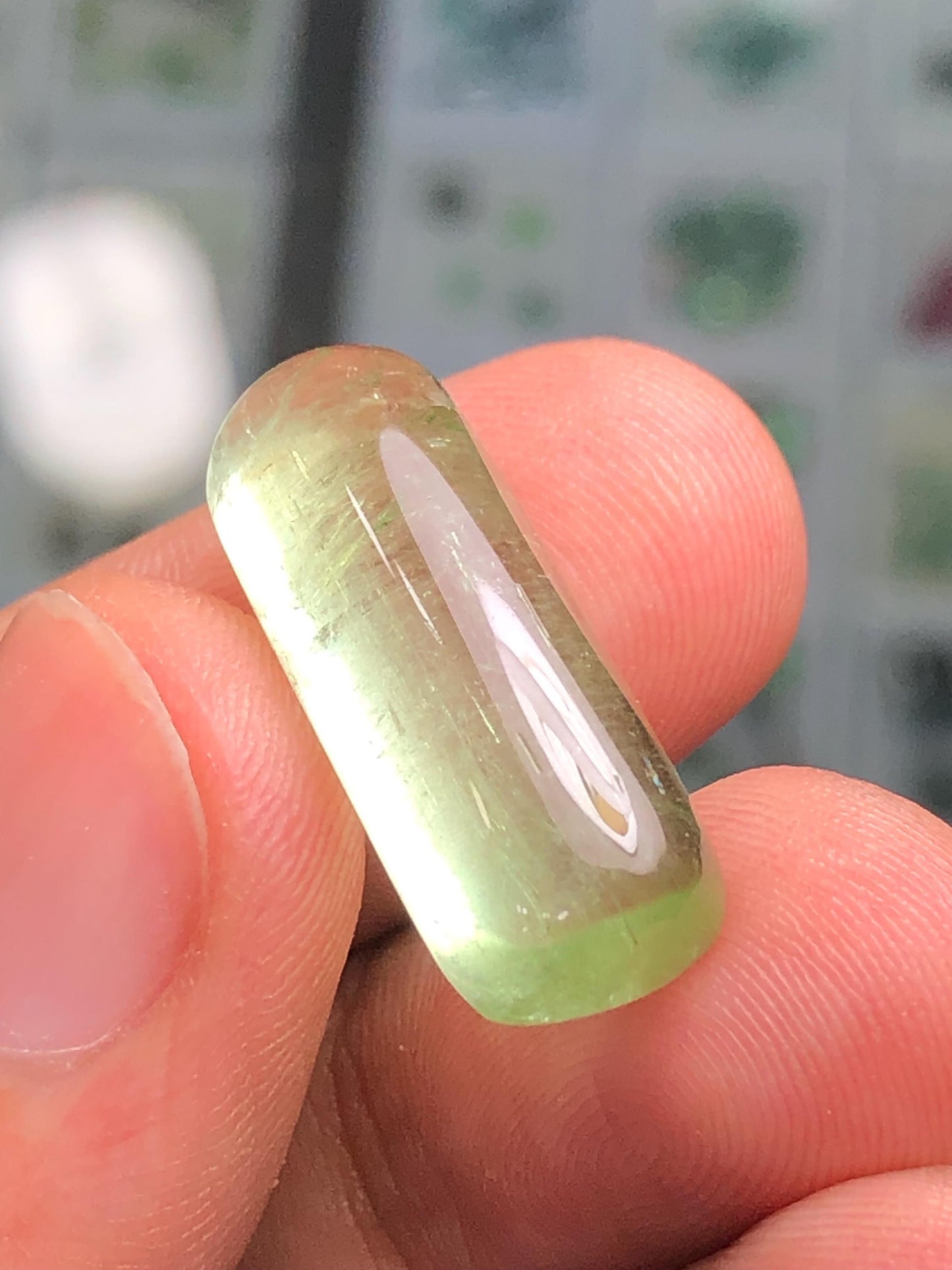 Apple Green Tourmaline Cabochon 17.40 ct - Smooth Polished Stone
