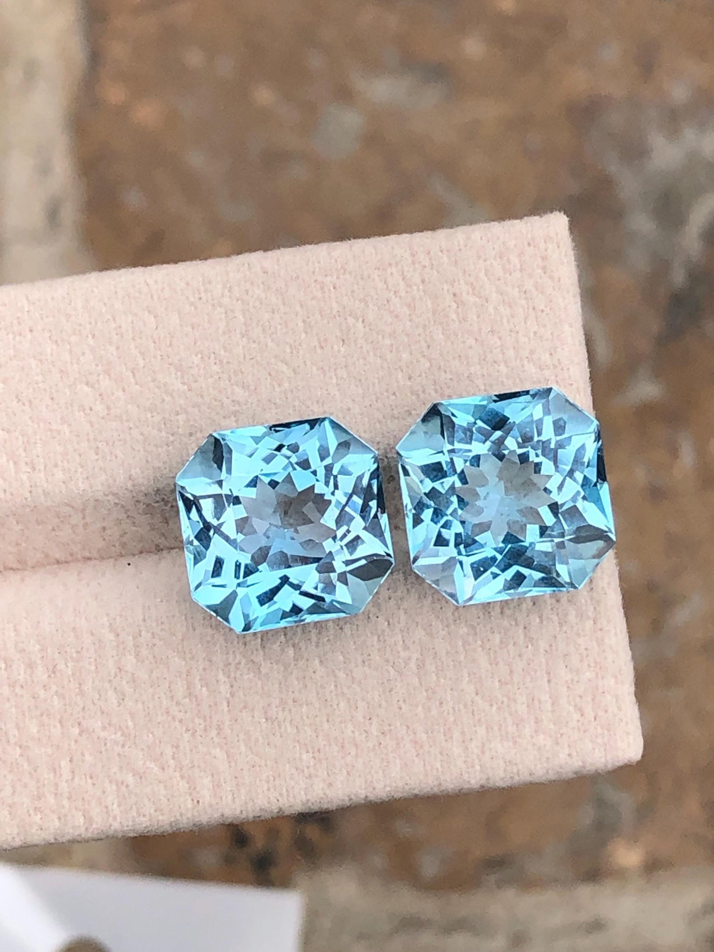 Swiss Topaz Faceted Pair 19.20 ct - Elegant Matching Stones