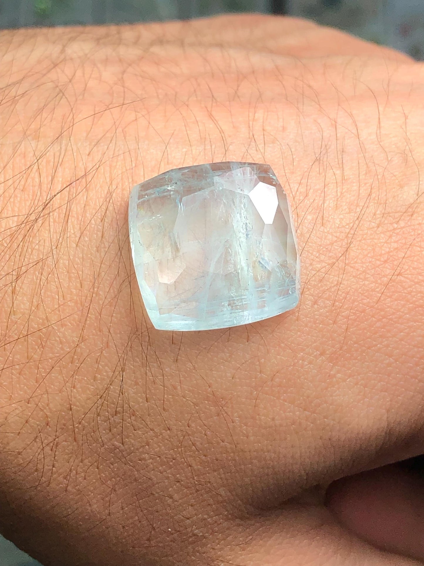 حجر الكابوشون الأخضر الفيروزي مصقول على شكل وردة، 28 قيراط - حجر كريم مصقول لصناعة المجوهرات حسب الطلب