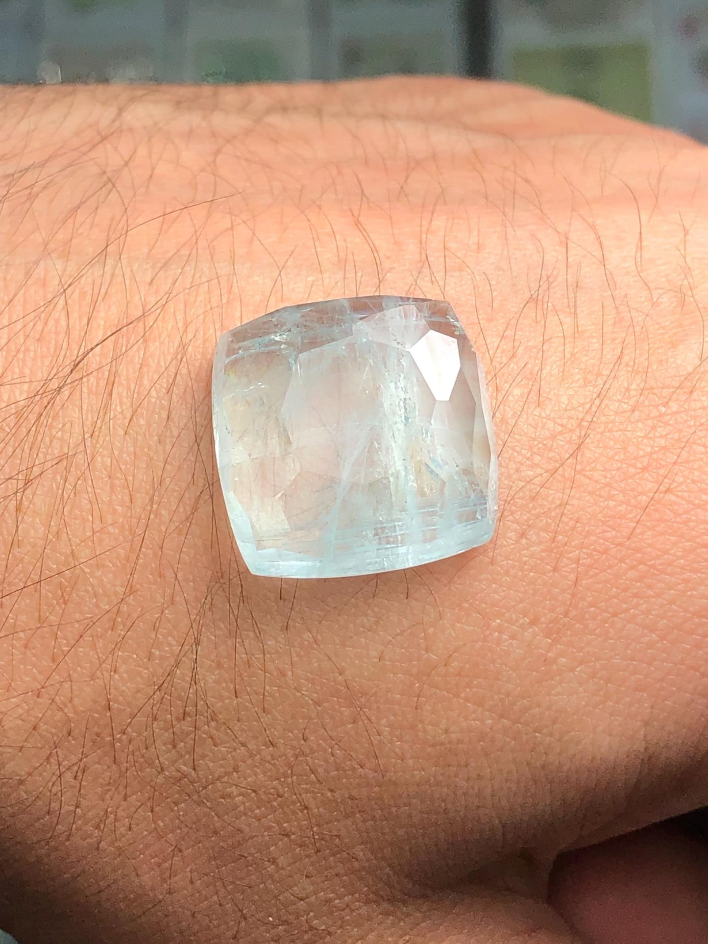 حجر الكابوشون الأخضر الفيروزي مصقول على شكل وردة، 28 قيراط - حجر كريم مصقول لصناعة المجوهرات حسب الطلب