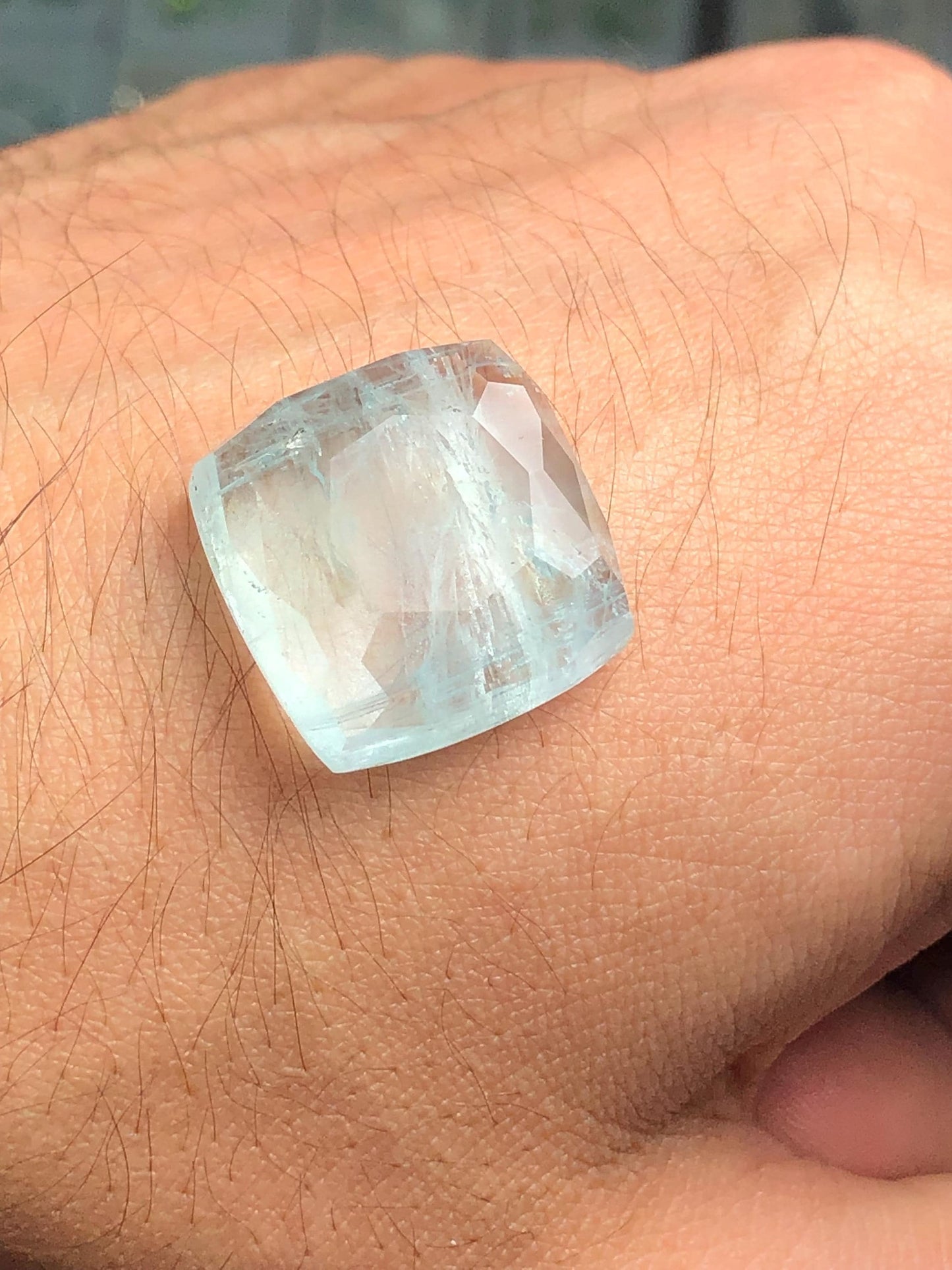 حجر الكابوشون الأخضر الفيروزي مصقول على شكل وردة، 28 قيراط - حجر كريم مصقول لصناعة المجوهرات حسب الطلب