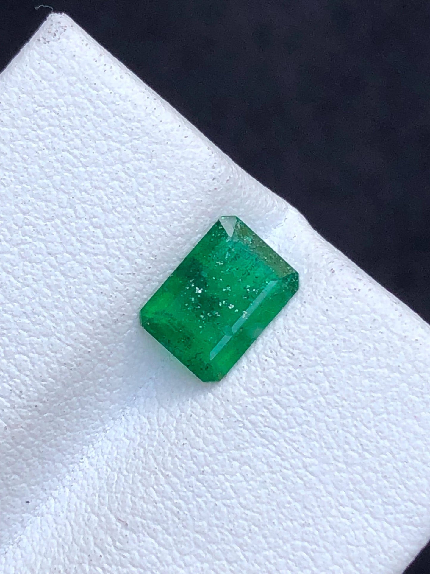 Emerald Faceted 1 ct - Swat Pakistan Gem for Engagement Jewelry