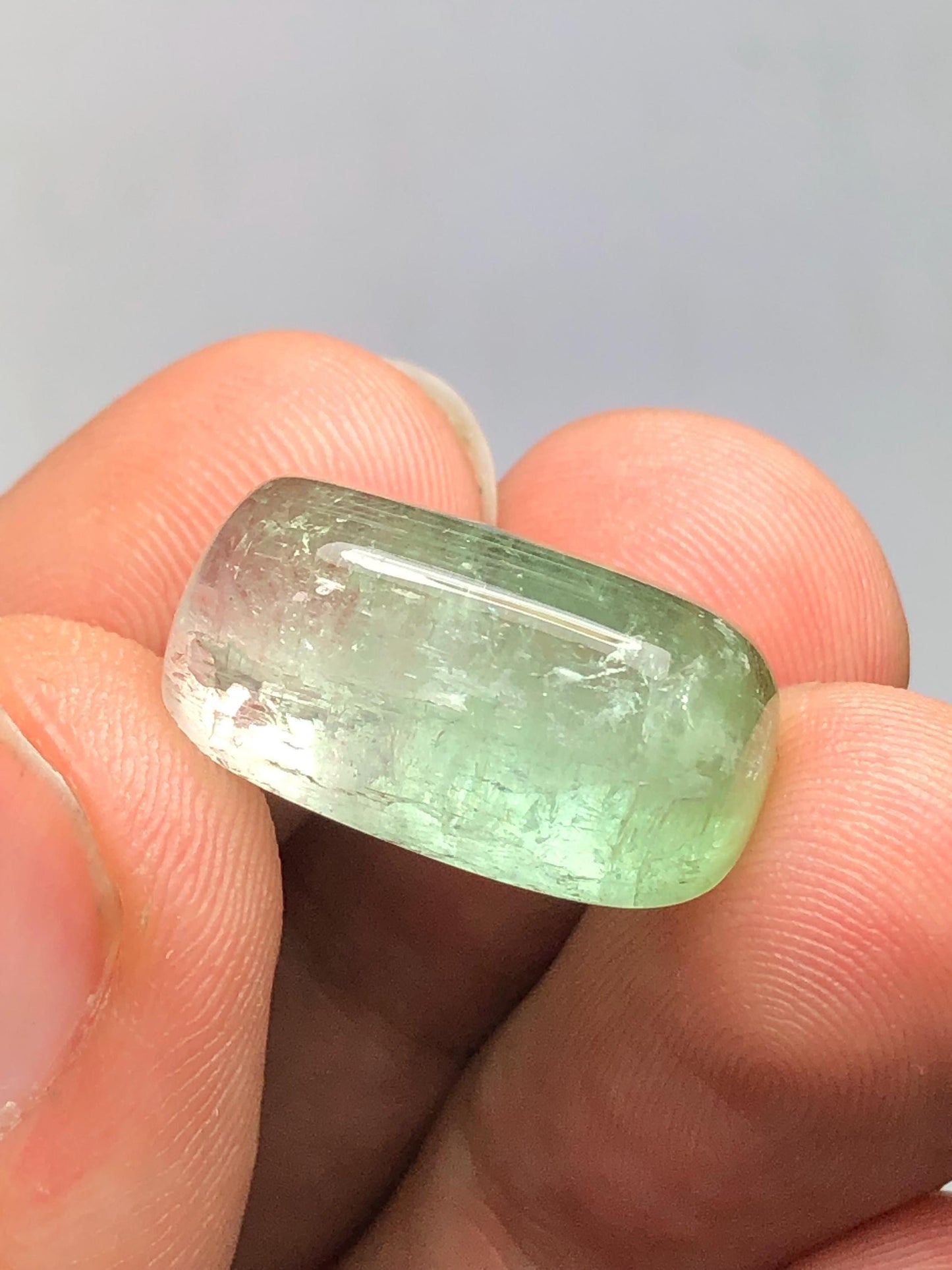 Green Tourmaline Cabochon 18.75 ct - Elegant Gem for Handmade Rings