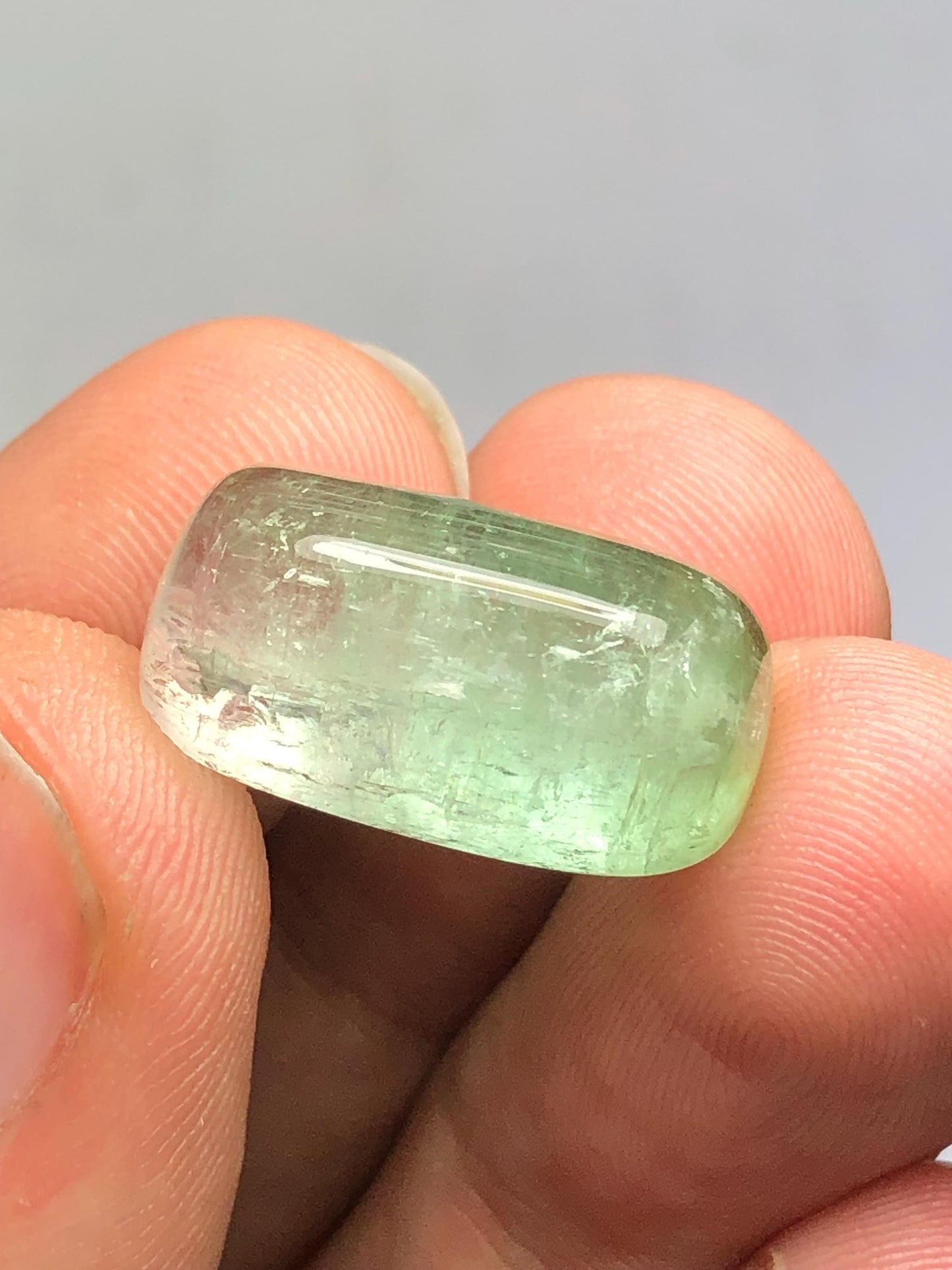 Green Tourmaline Cabochon 18.75 ct - Elegant Gem for Handmade Rings