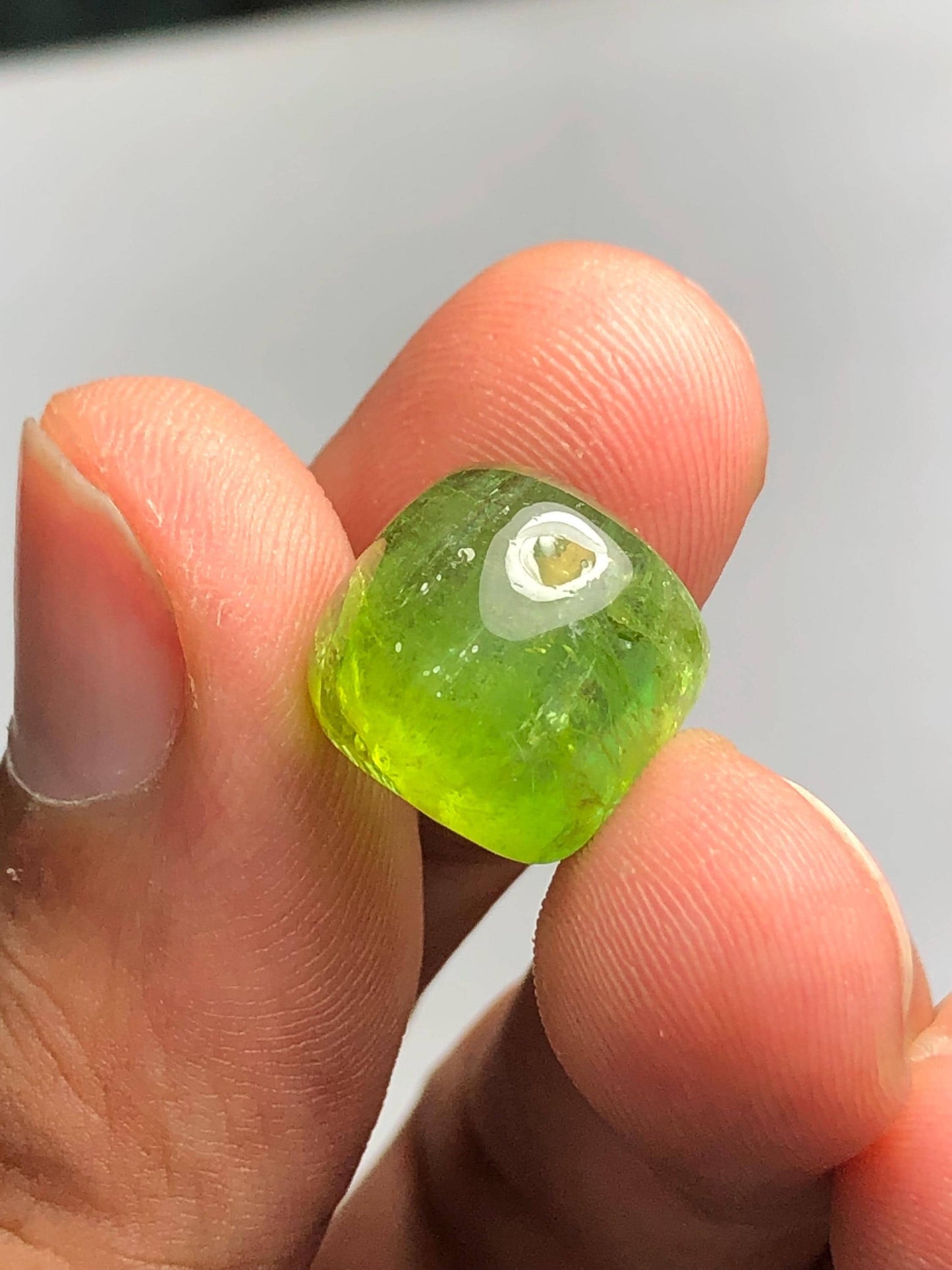 Green Tourmaline Cabochon 14.50 ct - Natural Beauty for Elegant Jewelry