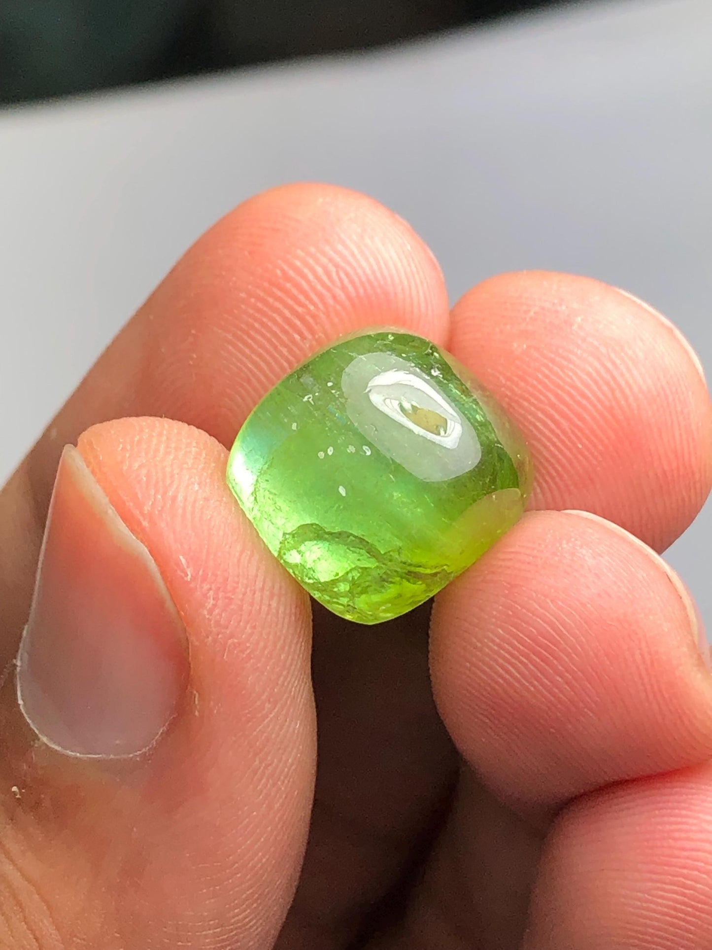 Green Tourmaline Cabochon 14.50 ct - Natural Beauty for Elegant Jewelry