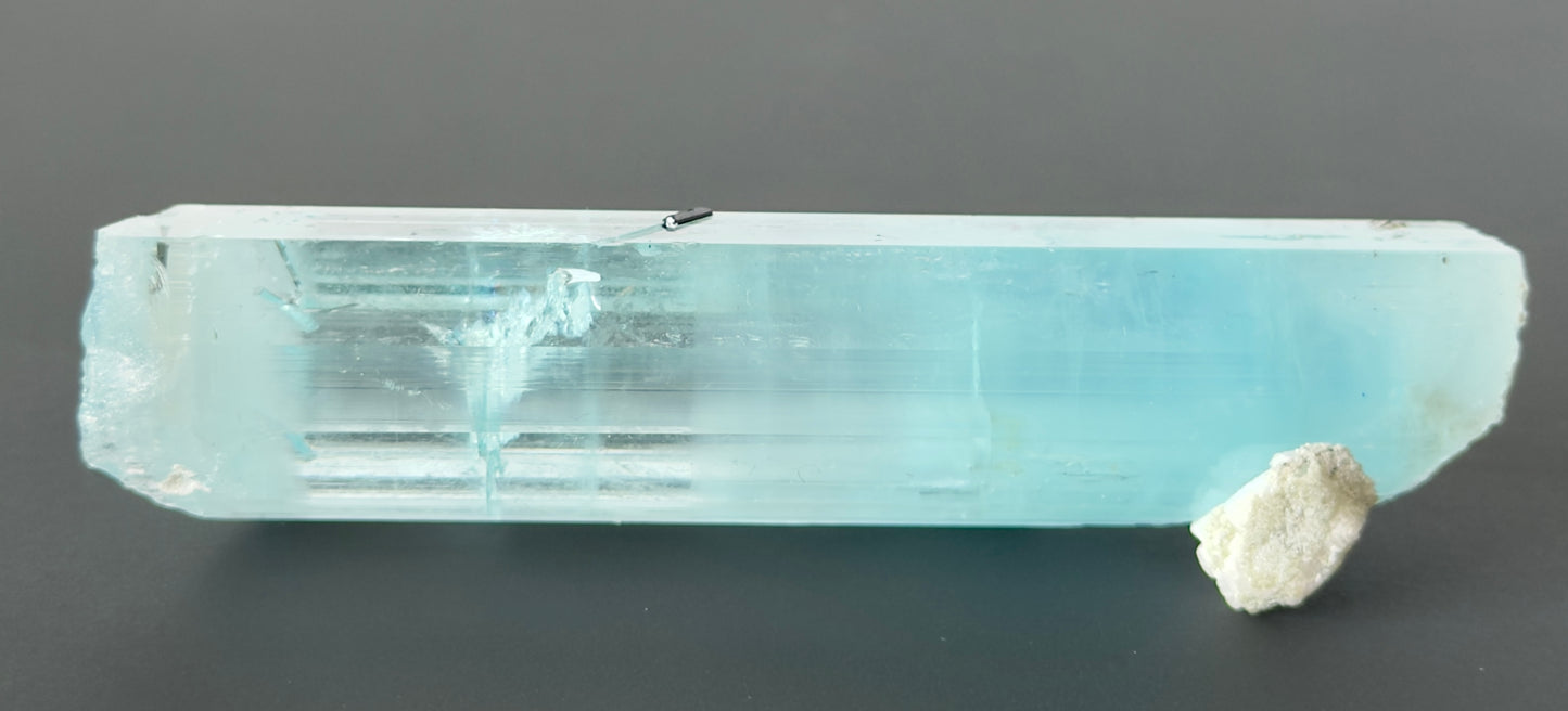 Blue Aquamarine Crystal Specimen 38.11g – Shigar Pakistan Natural Beryl