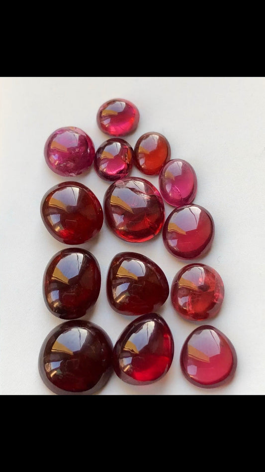 44 carats natural rhodolite garnet cabochons