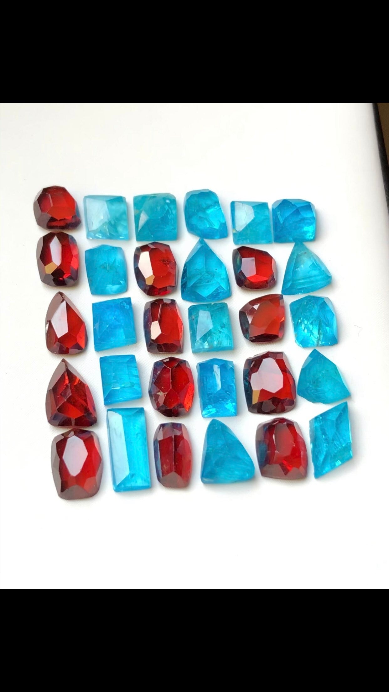 43 carats mix apatite and rhodolite garnet rose cut lot available