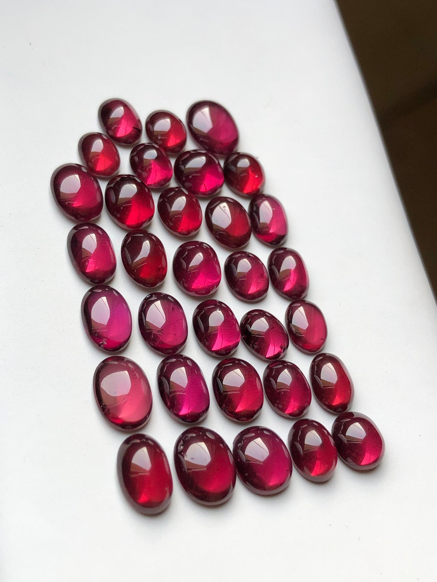 43 carats beautiful rhodolite garnet cabochons