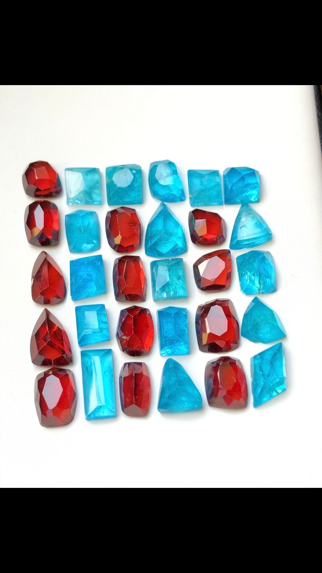 43 carats mix apatite and rhodolite garnet rose cut lot available