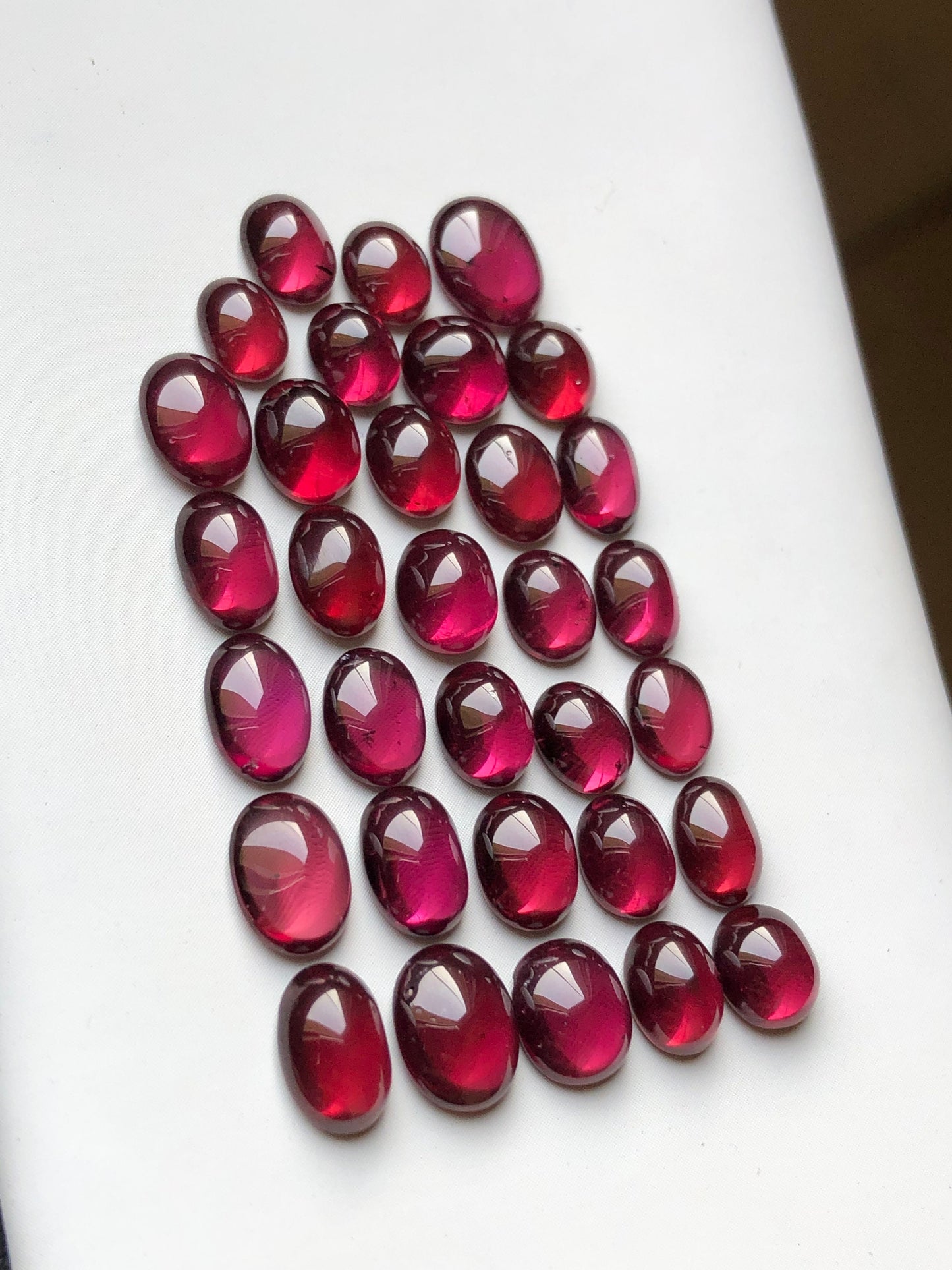 43 carats beautiful rhodolite garnet cabochons