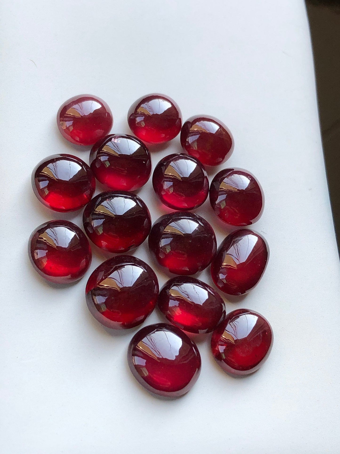 87 carats very beautiful natural garnet cabochons available for sale