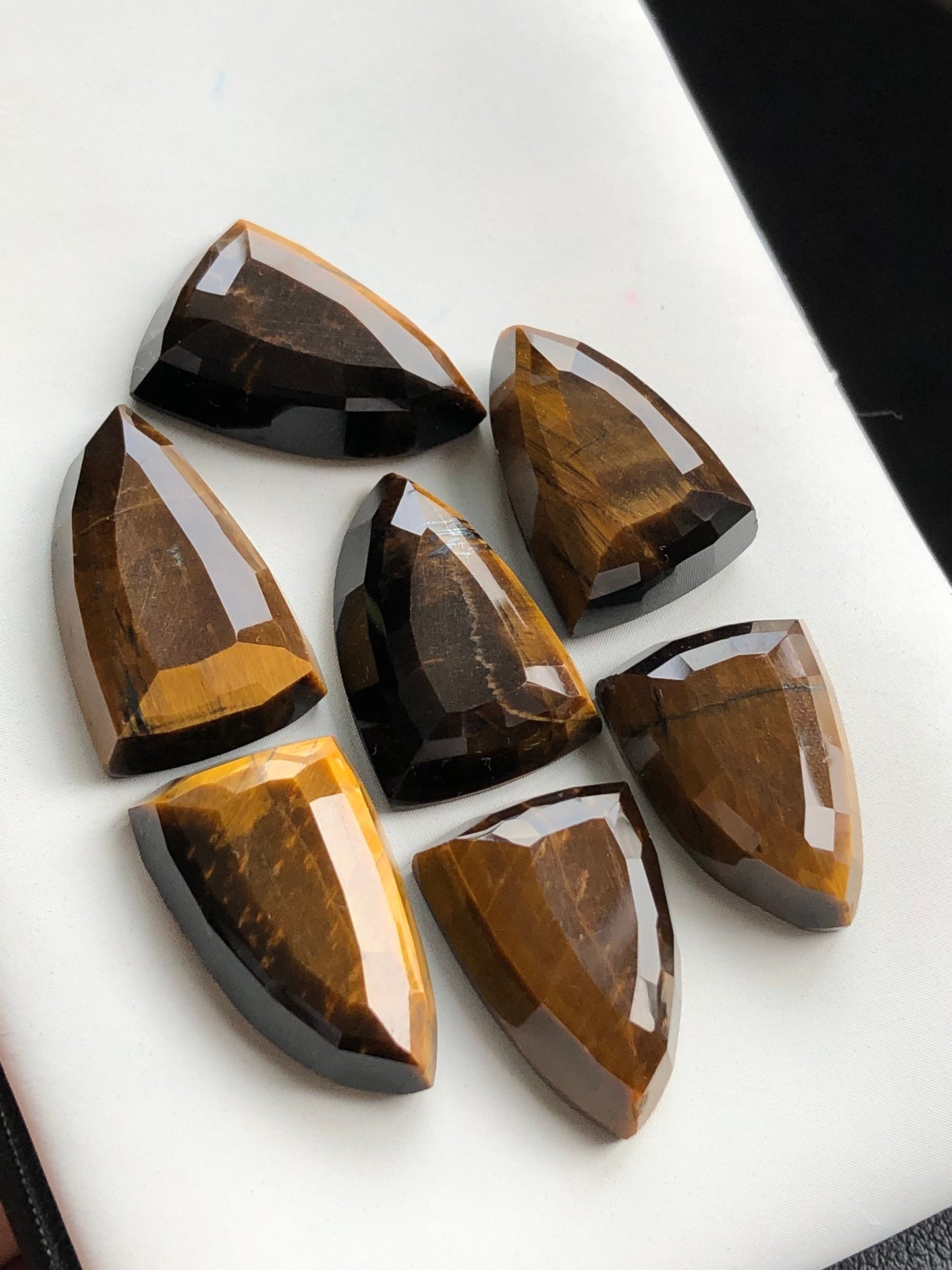 88 carats very beautiful natural tiger eye rosecuts available