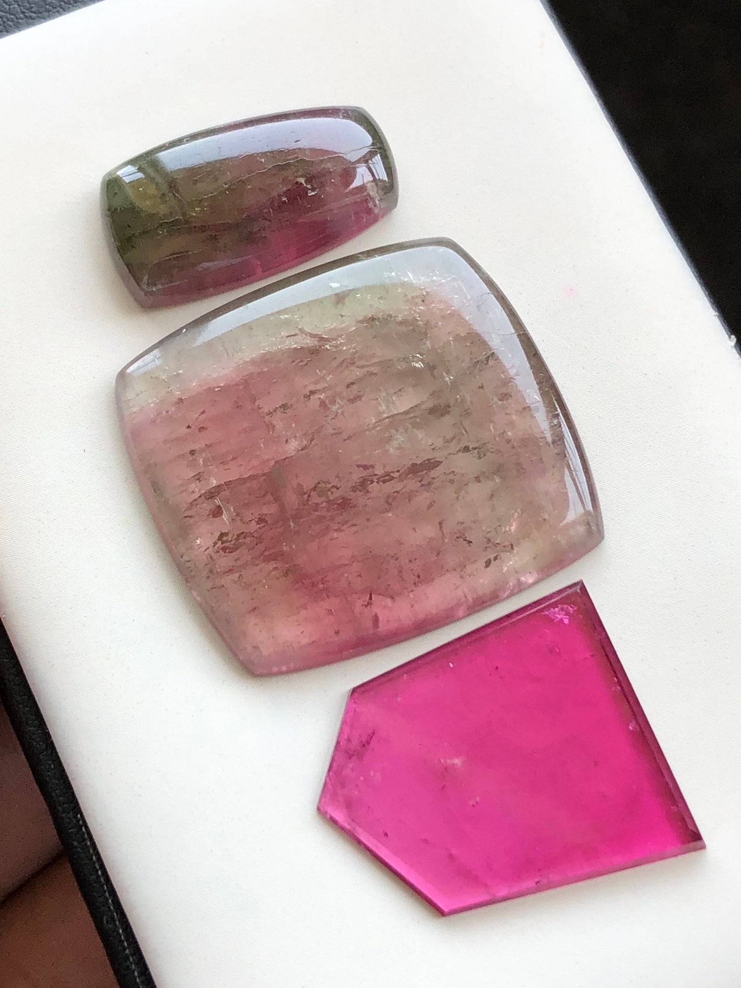 76 carats very beautiful tourmaline cabochons available for sale