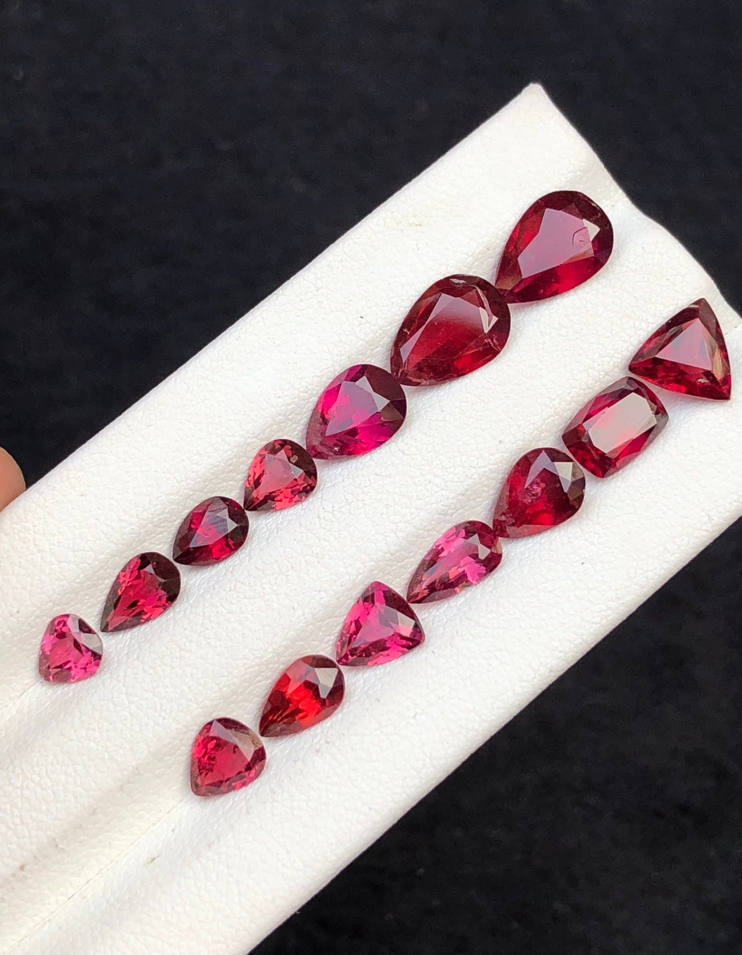 15 carats very beautiful natural faceted garnet available for sale