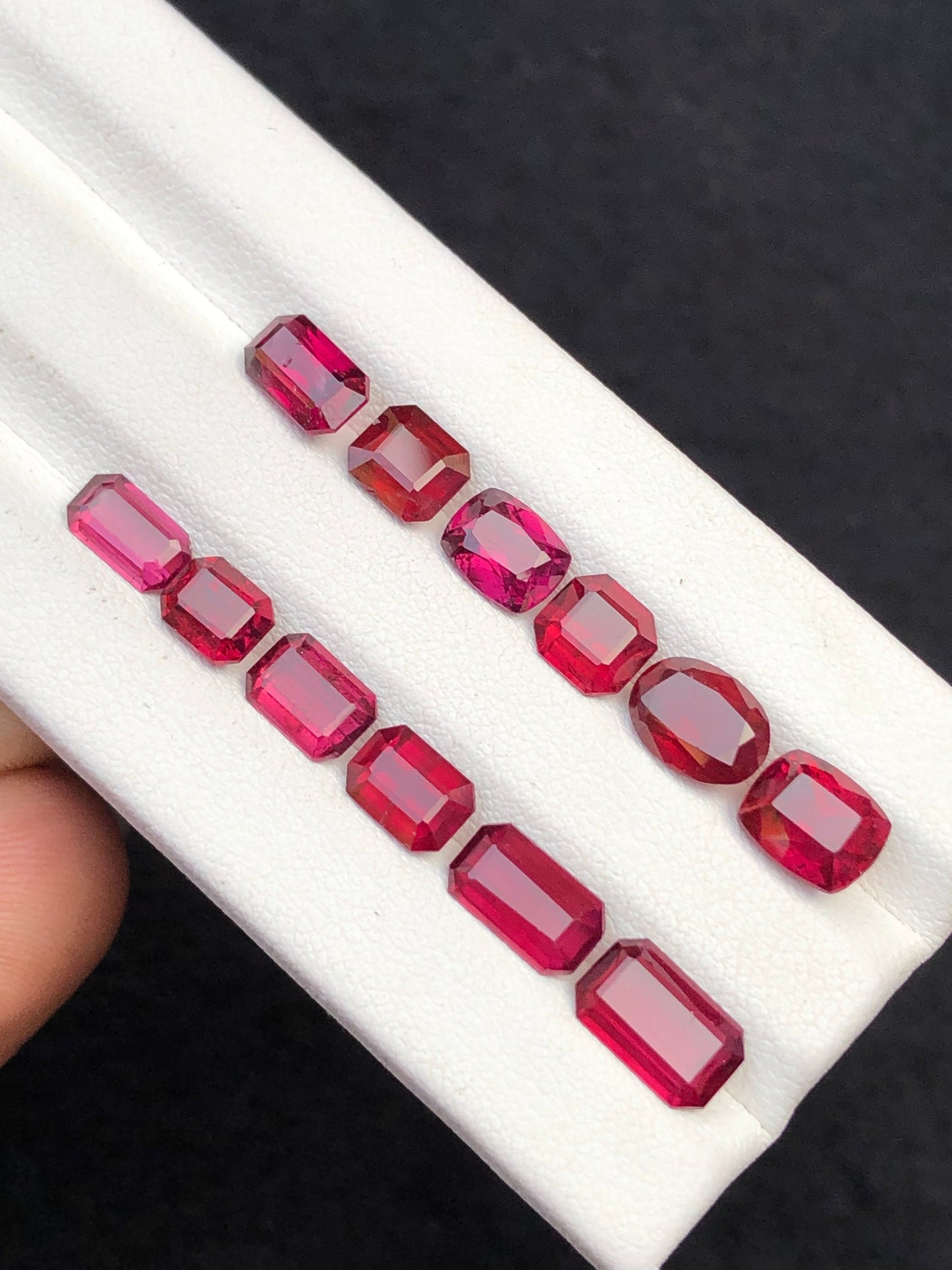 Rhodolite garnet lot natural 15 carats