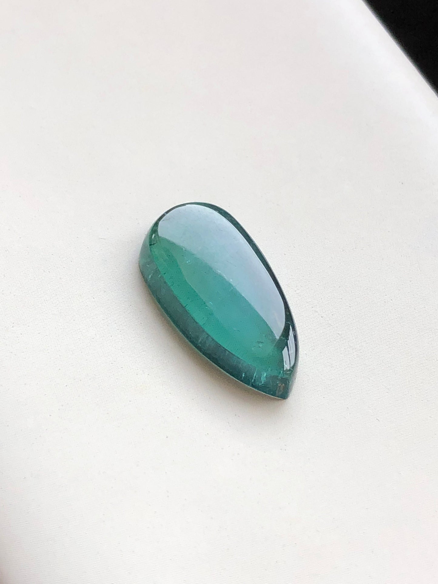 Blue tourmaline cabochon 8.80 carats