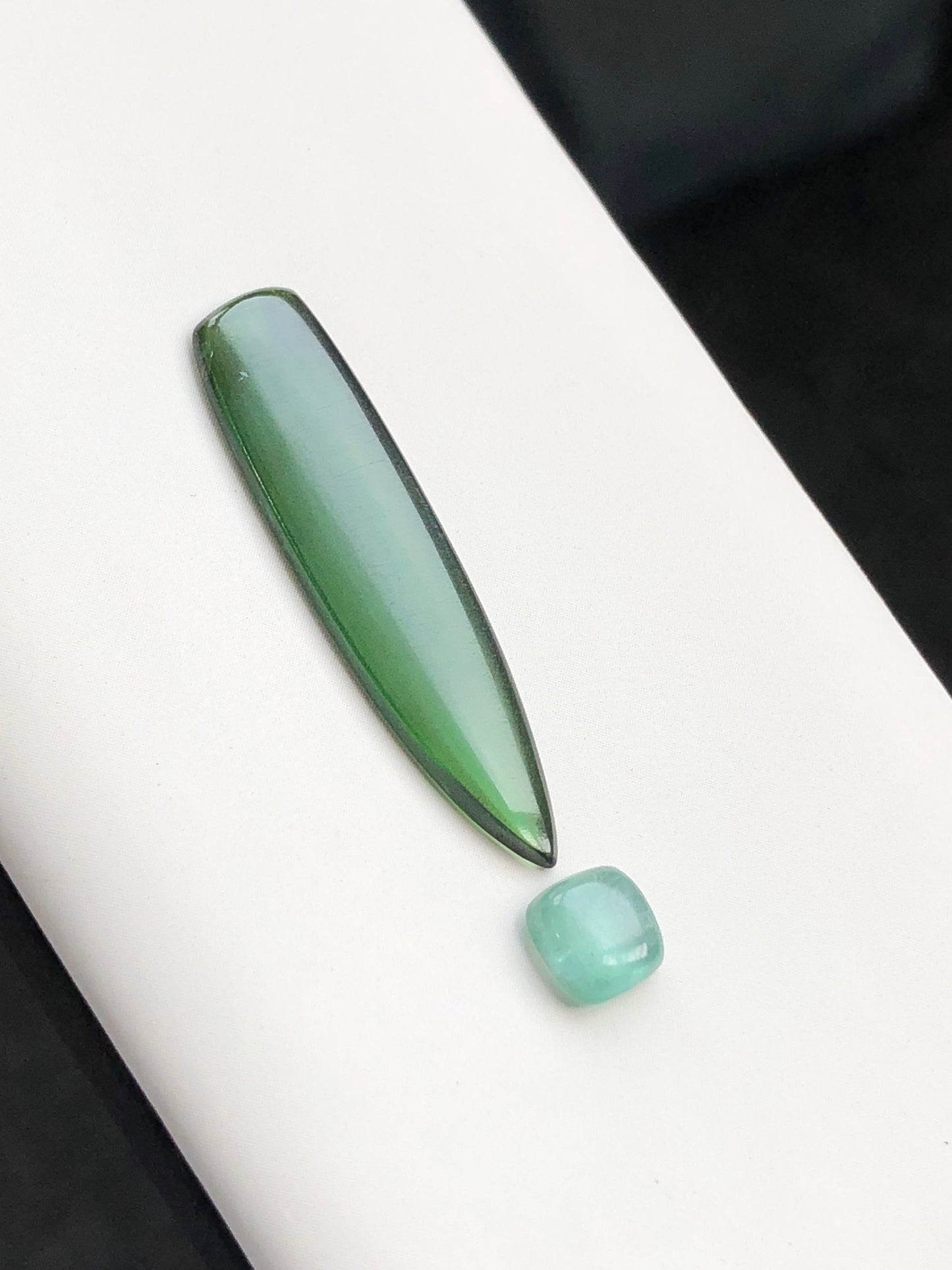 6.90 carats drop shape long tourmaline cabochons perfect for pendant ,pendant,tourmaline pendant,tourmaline jewellery,tourmaline necklace