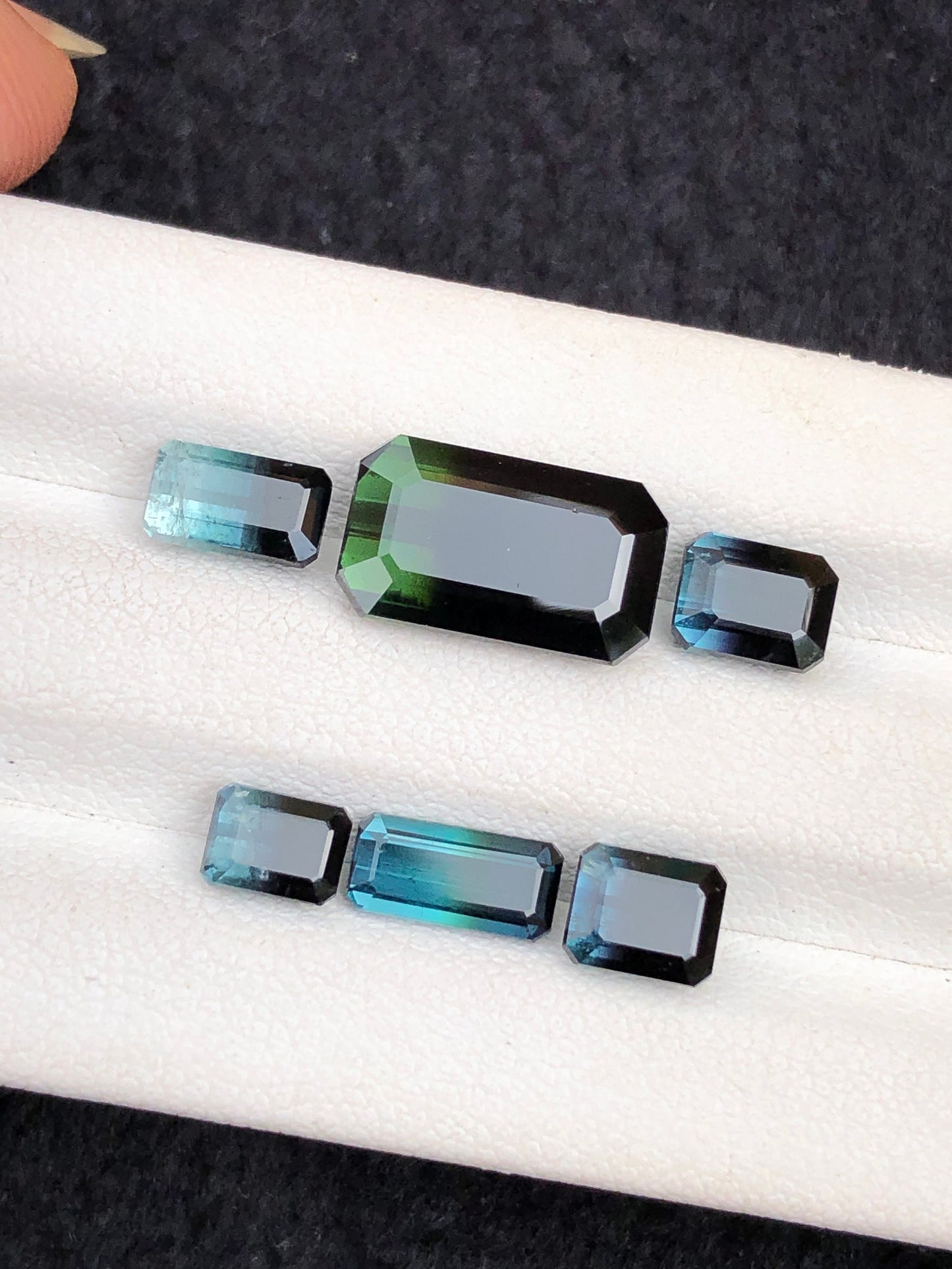 9.70 carats very beautiful natural top quality faceted tourmaline available for sale