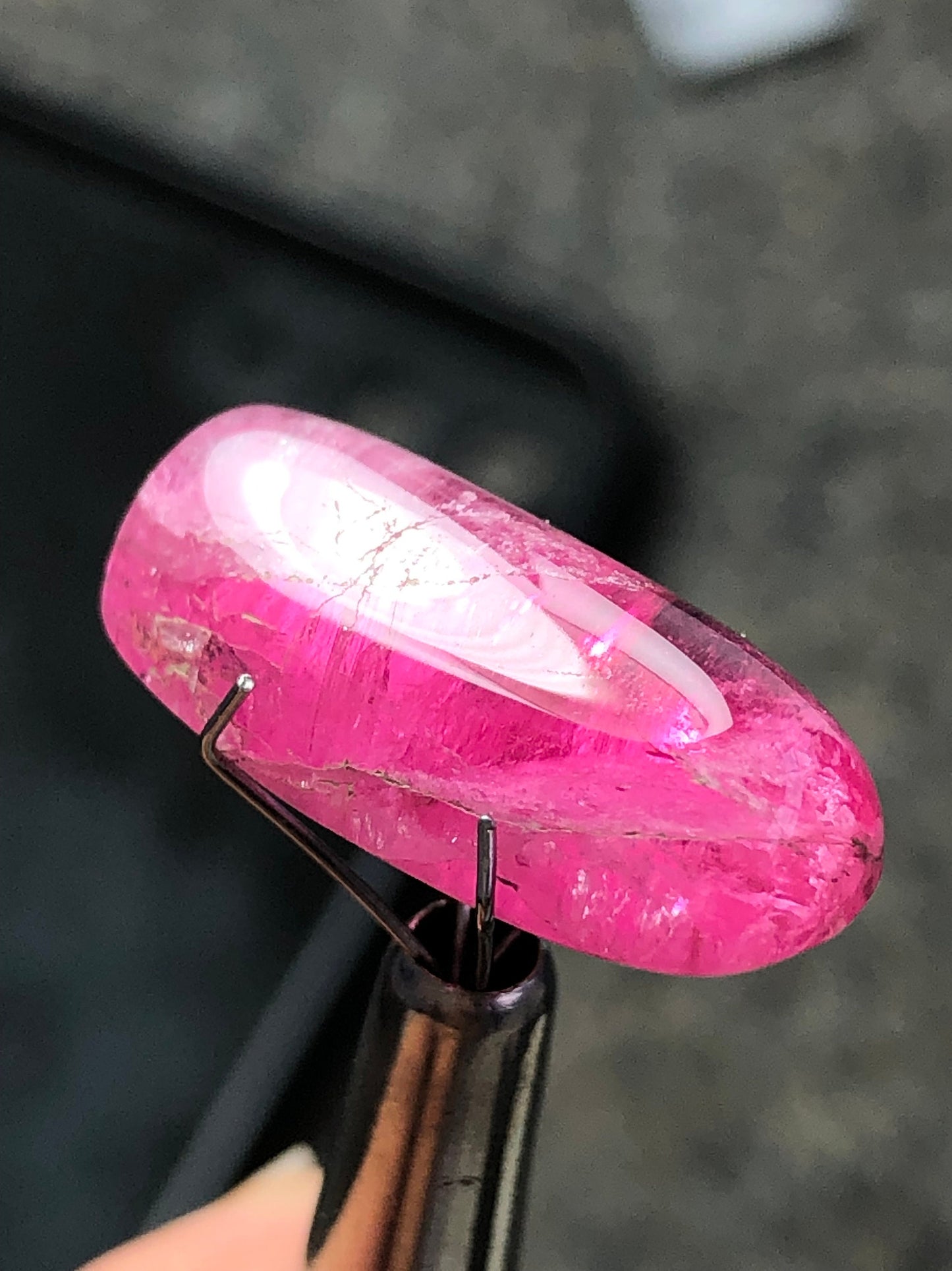 Pink tourmaline cabochon oval shape 14 carats