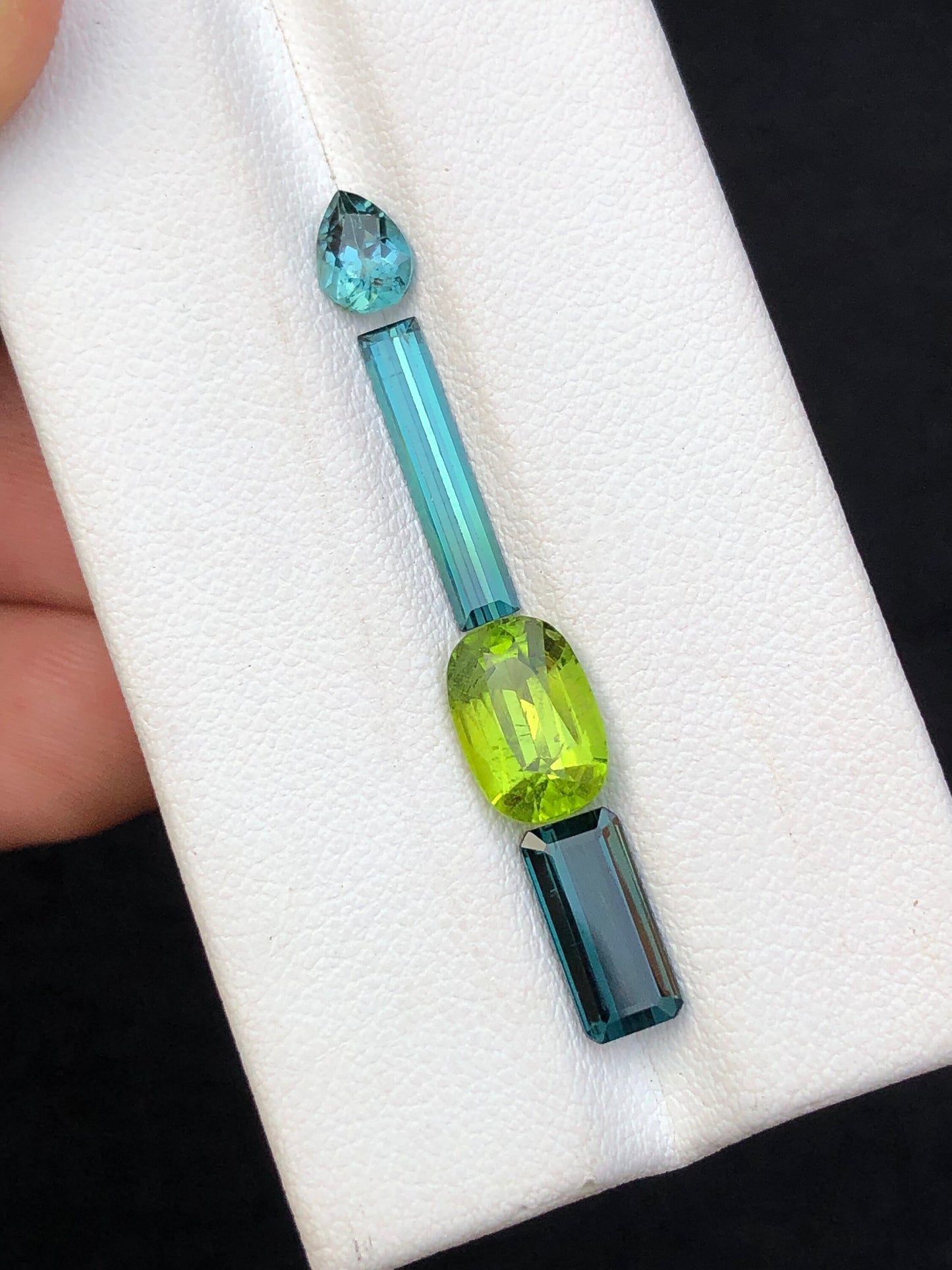 5.40 carats very beautiful natural top quality faceted tourmaline available for sale