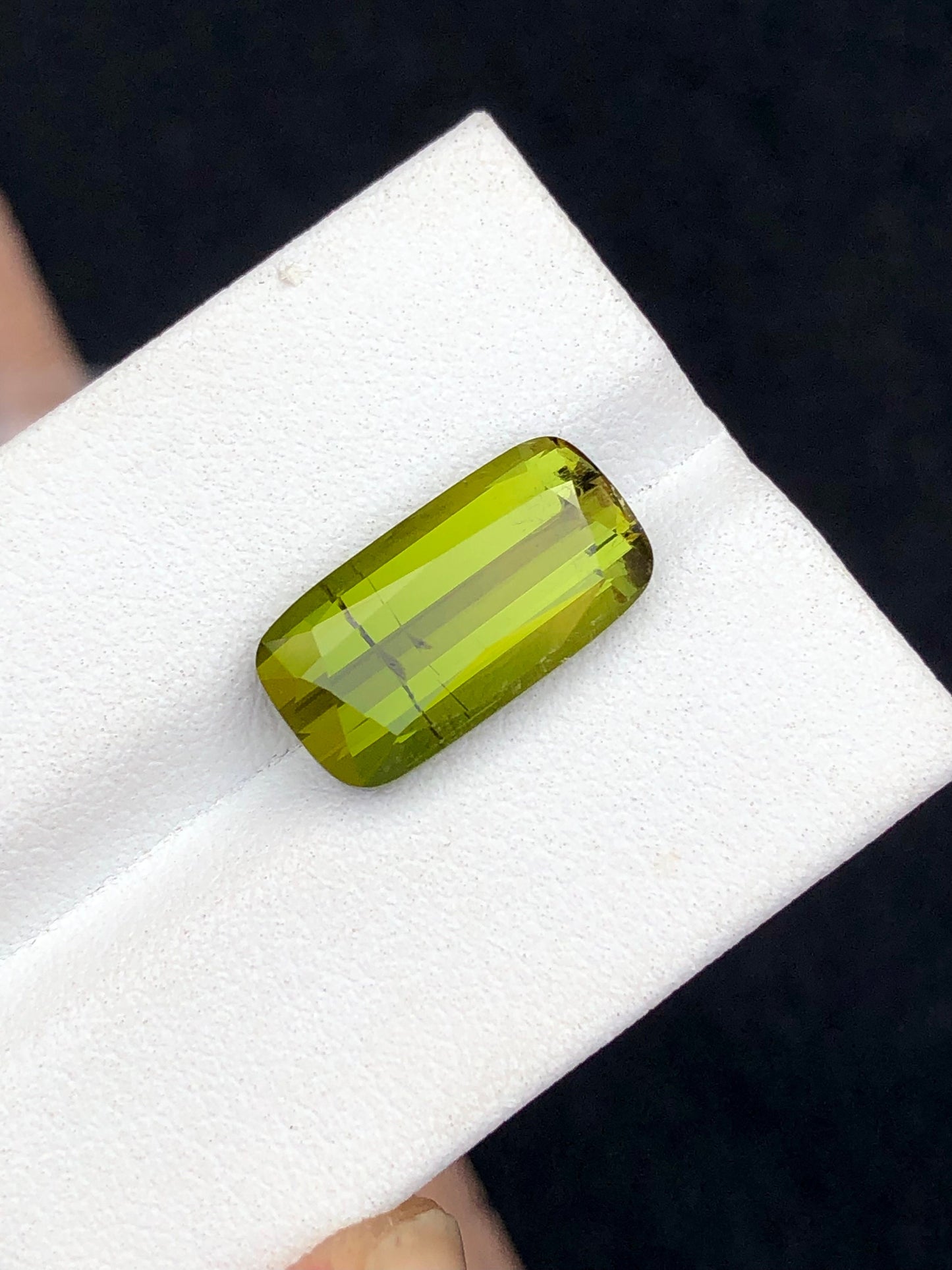 Olive green tourmaline 6.80 carat natural