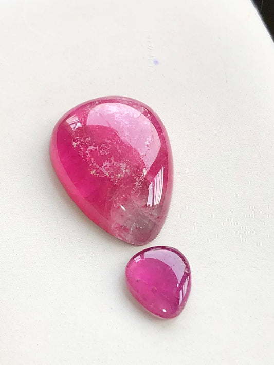 21 carats hot pink tourmaline cabochons available flat back size:10mm to 14mm