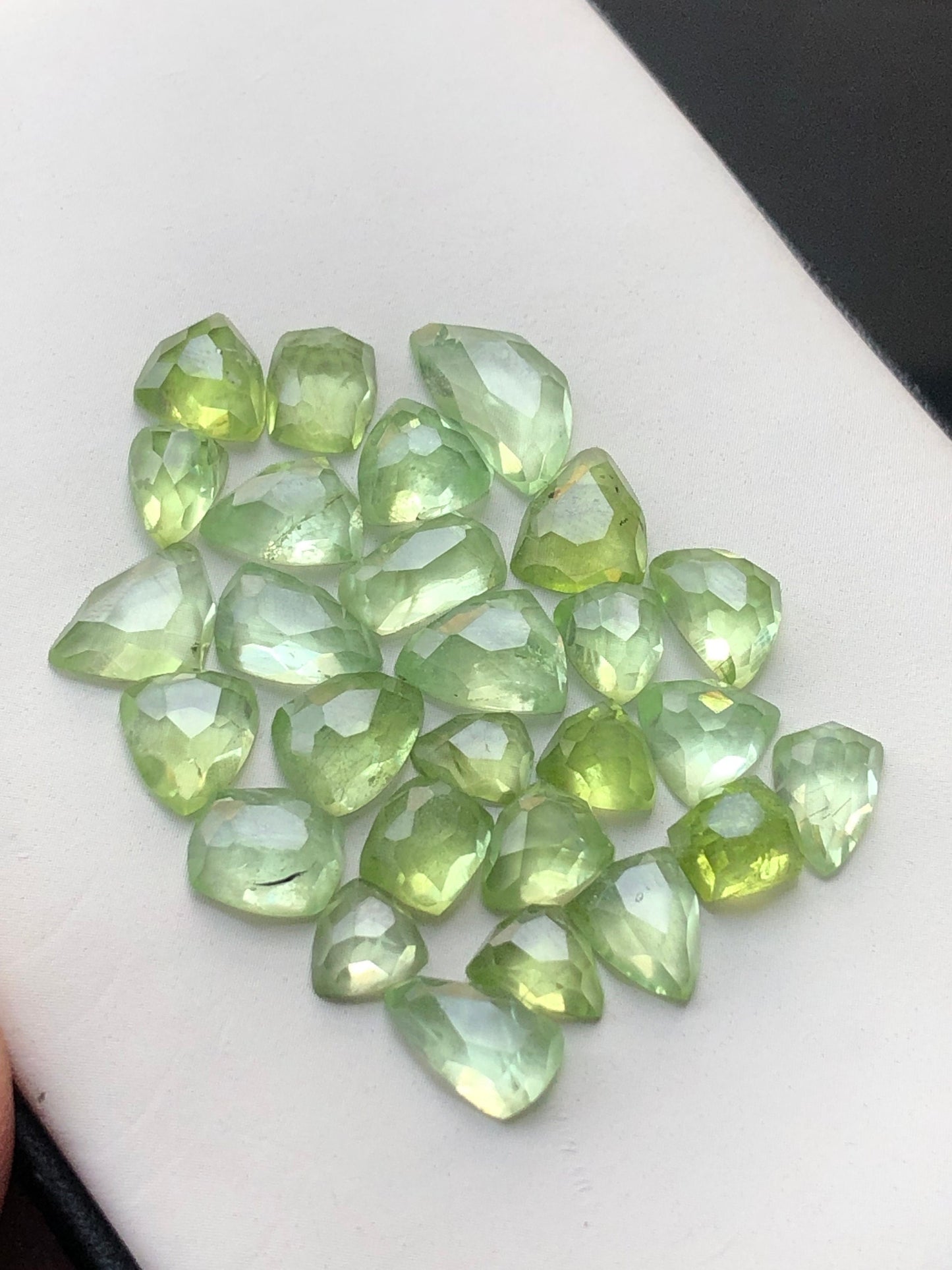 Peridot rosecut 34 carats natural