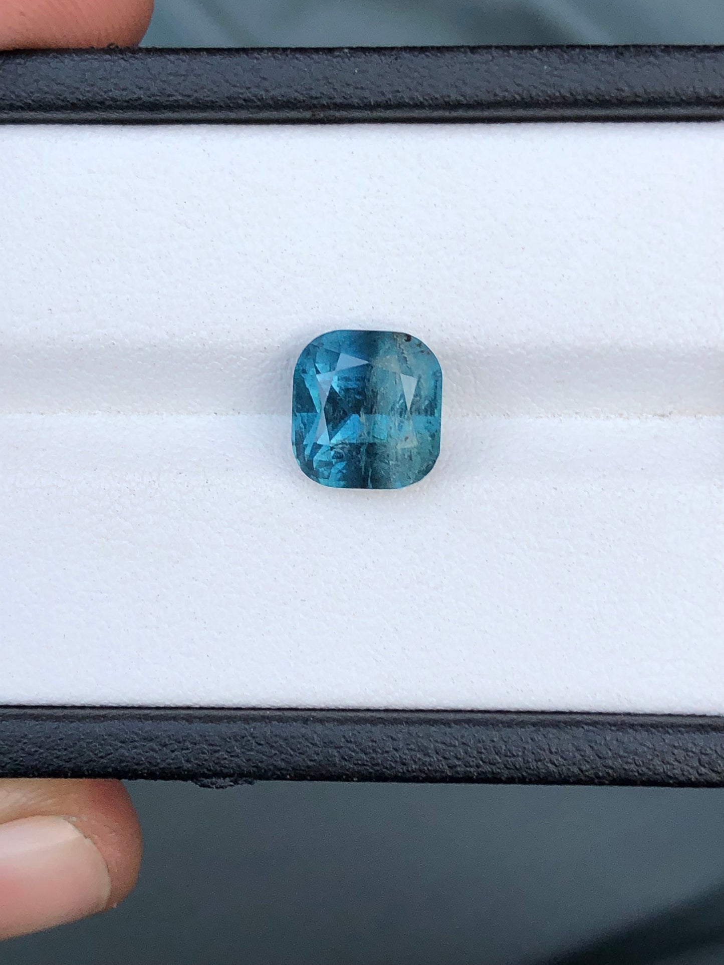 Blue tourmaline 3.65 carat natural