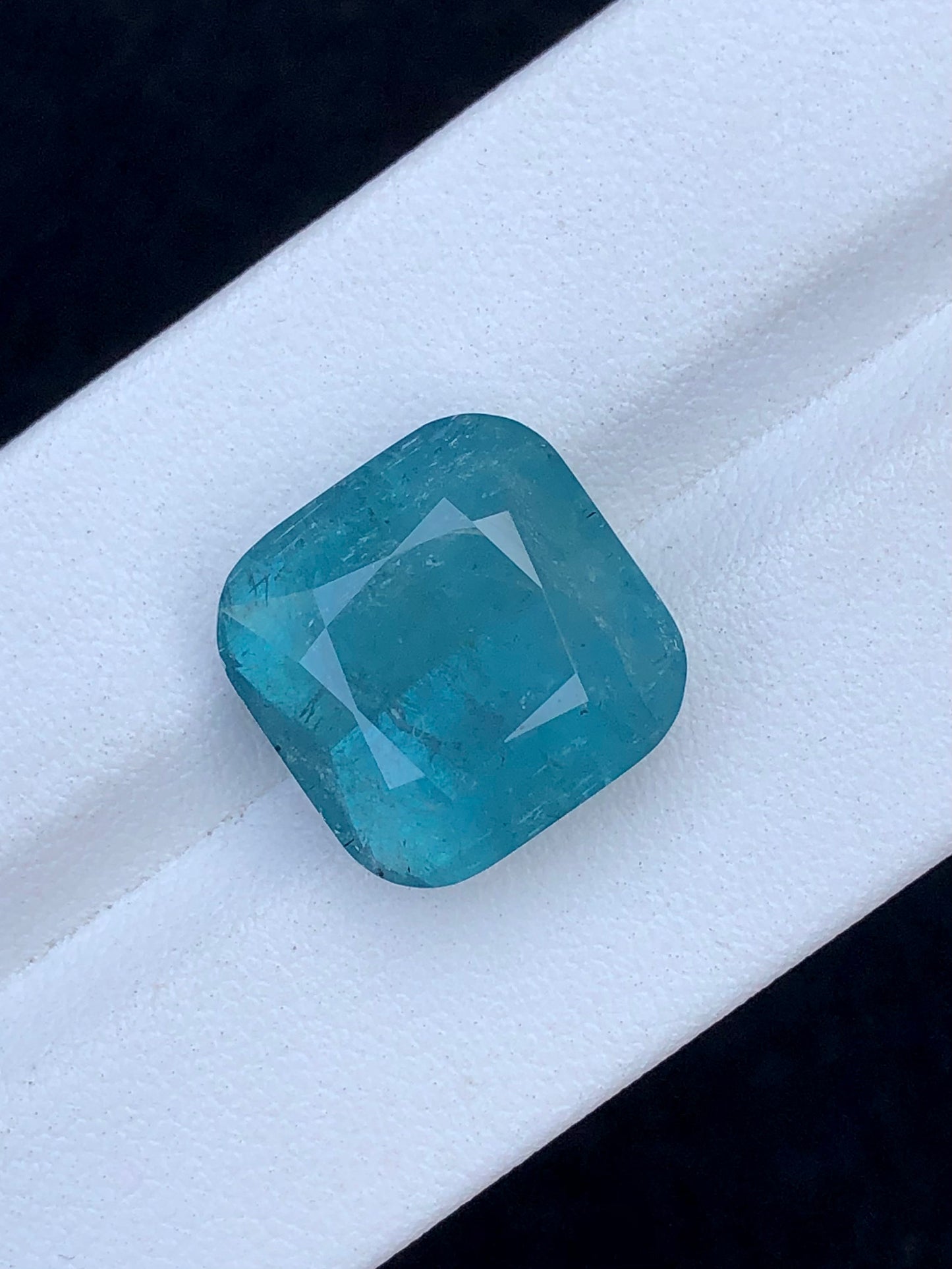 Blue tourmaline 15.50 carat