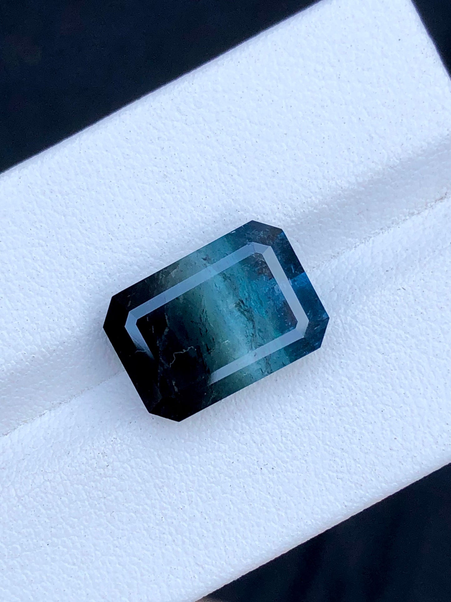 Unique bi colour tourmaline 8.70 carat natural