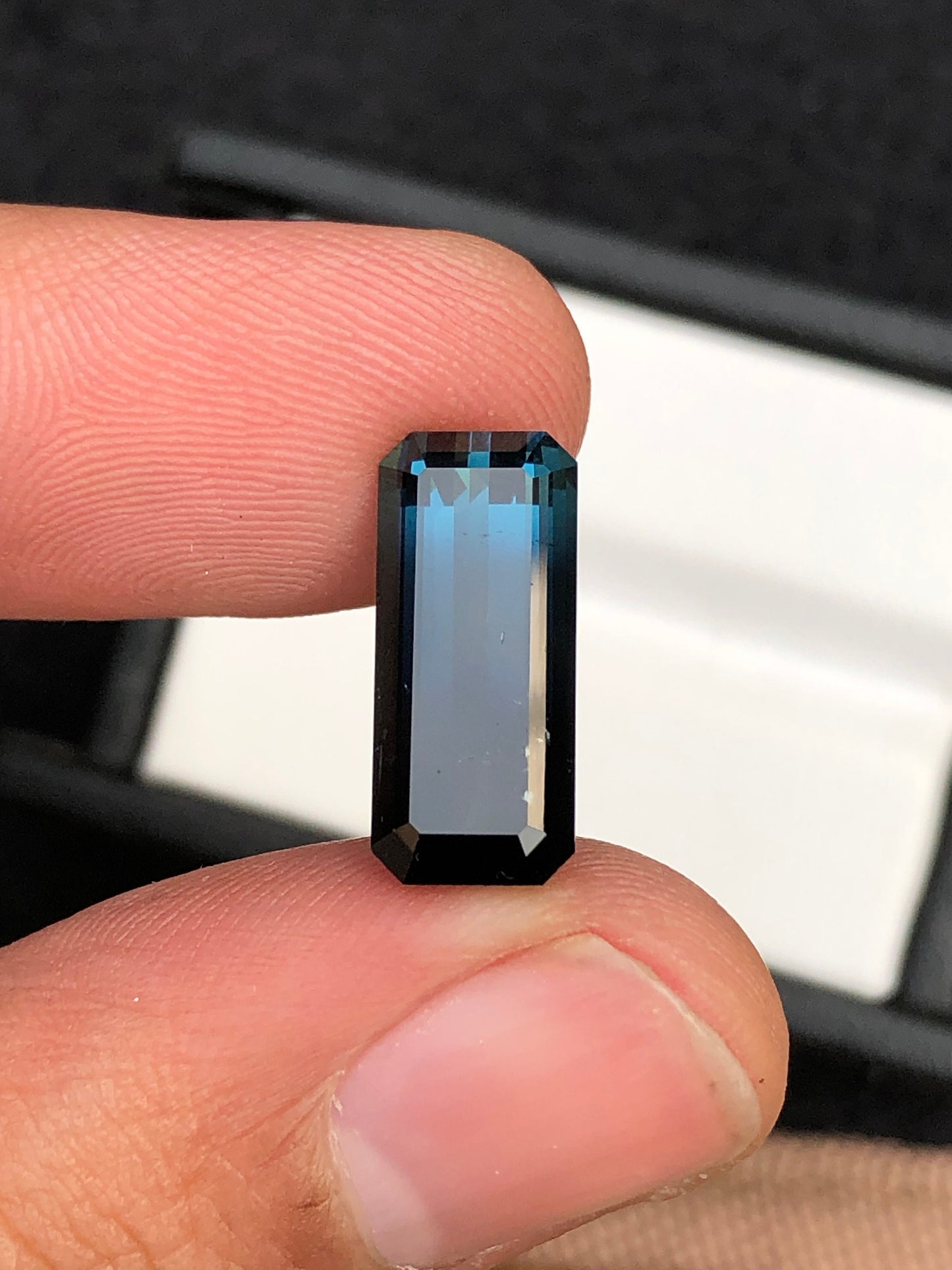 Indicolite tourmaline 5.45 carat natural origin Afghanistan